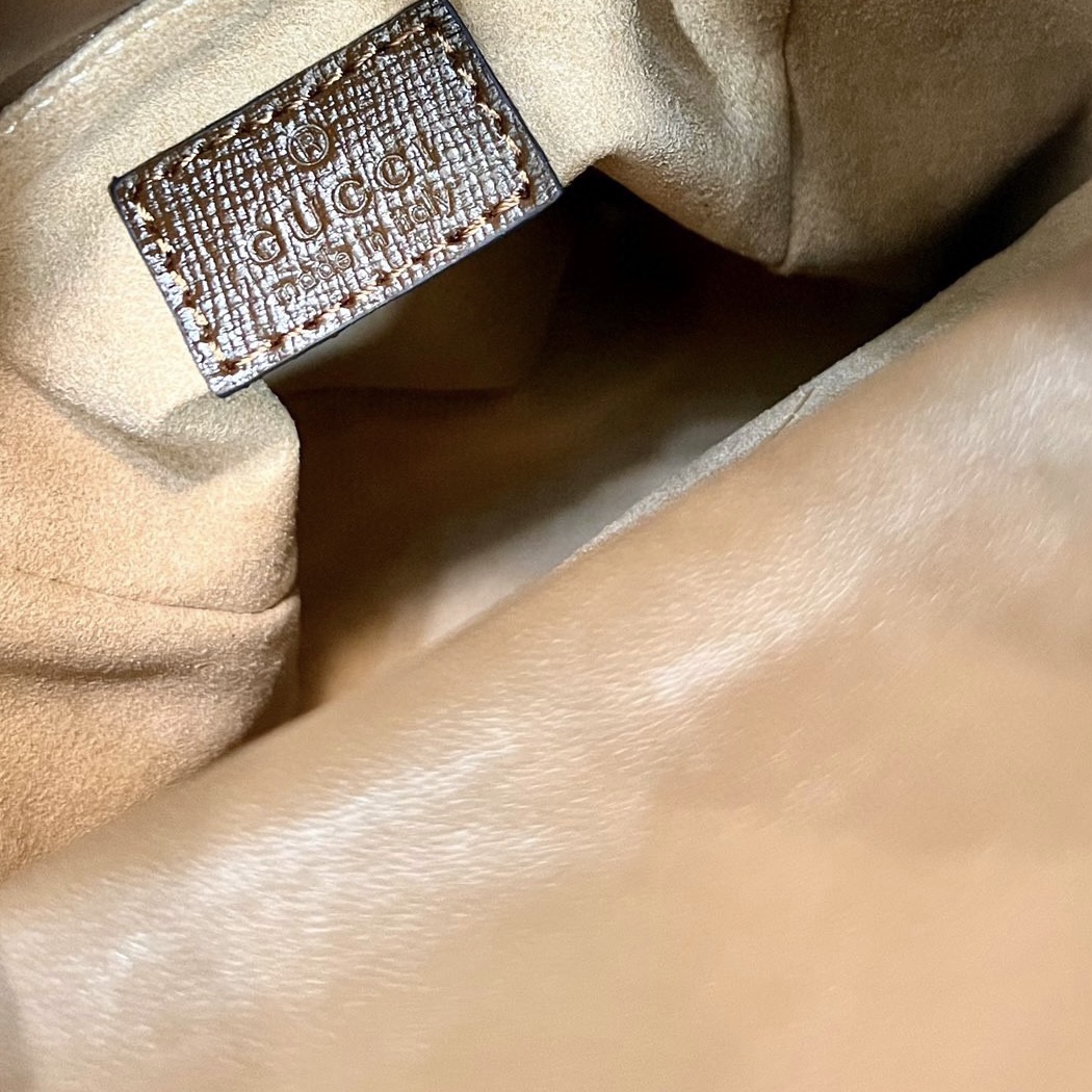 g*u*i retro gg S*p*e bucket-11.5*20 x*5.5cm