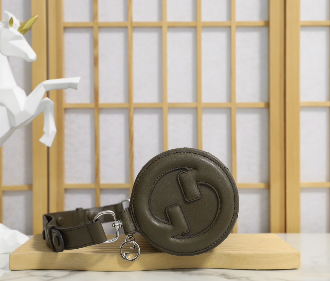 G*u*i blondie shoulder bag-13*25*12cm