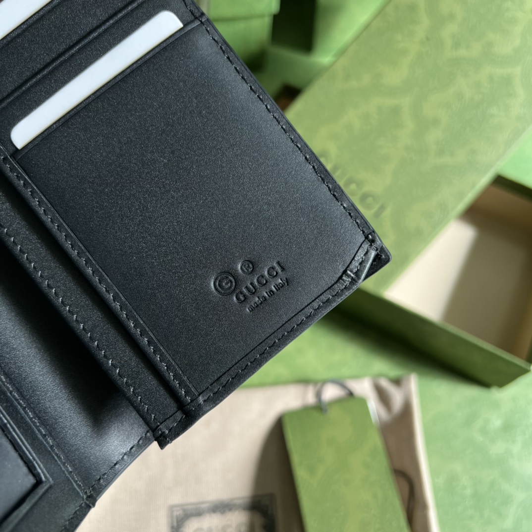 G*u*i wallet-18*9*2cm