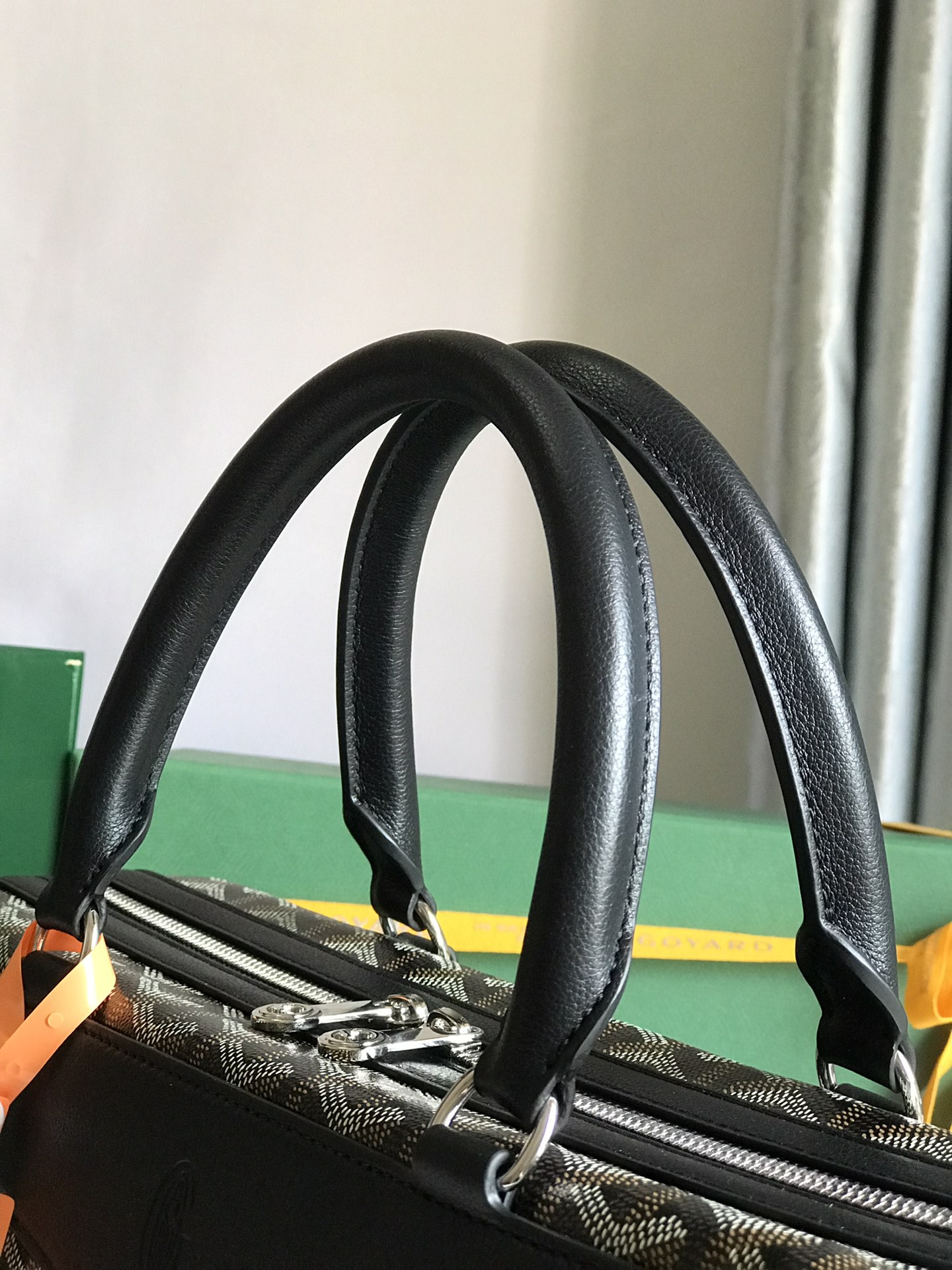 Go*ard cisalpin messenger bag-39*29*9cm