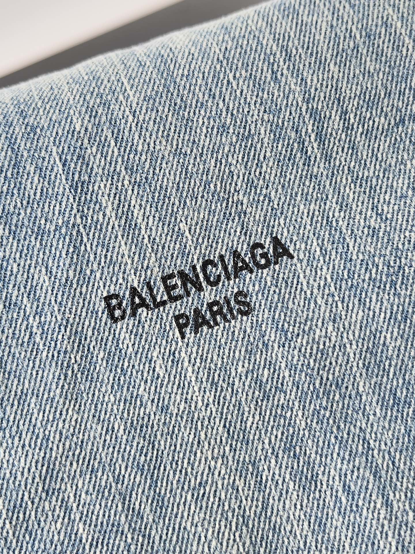 Ba*len*cia*ga crush tote-23.9*25.9*9.9cm