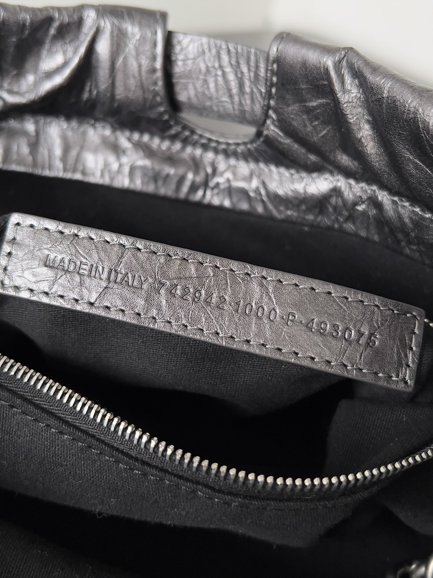 Ba*len*cia*ga crush tote-23.9*25.9*9.9cm