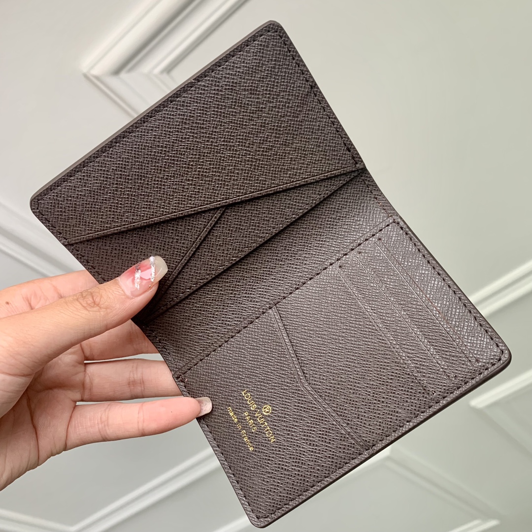 l0*is V*t0n wallet-m83337-7.5 x 11.1 x 1cm