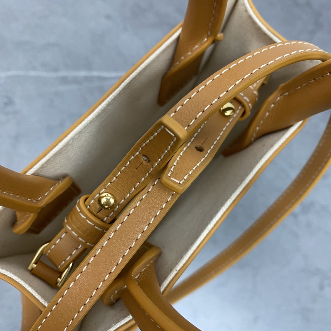 Ce**e triomphe mini cabas-17x20x6cm