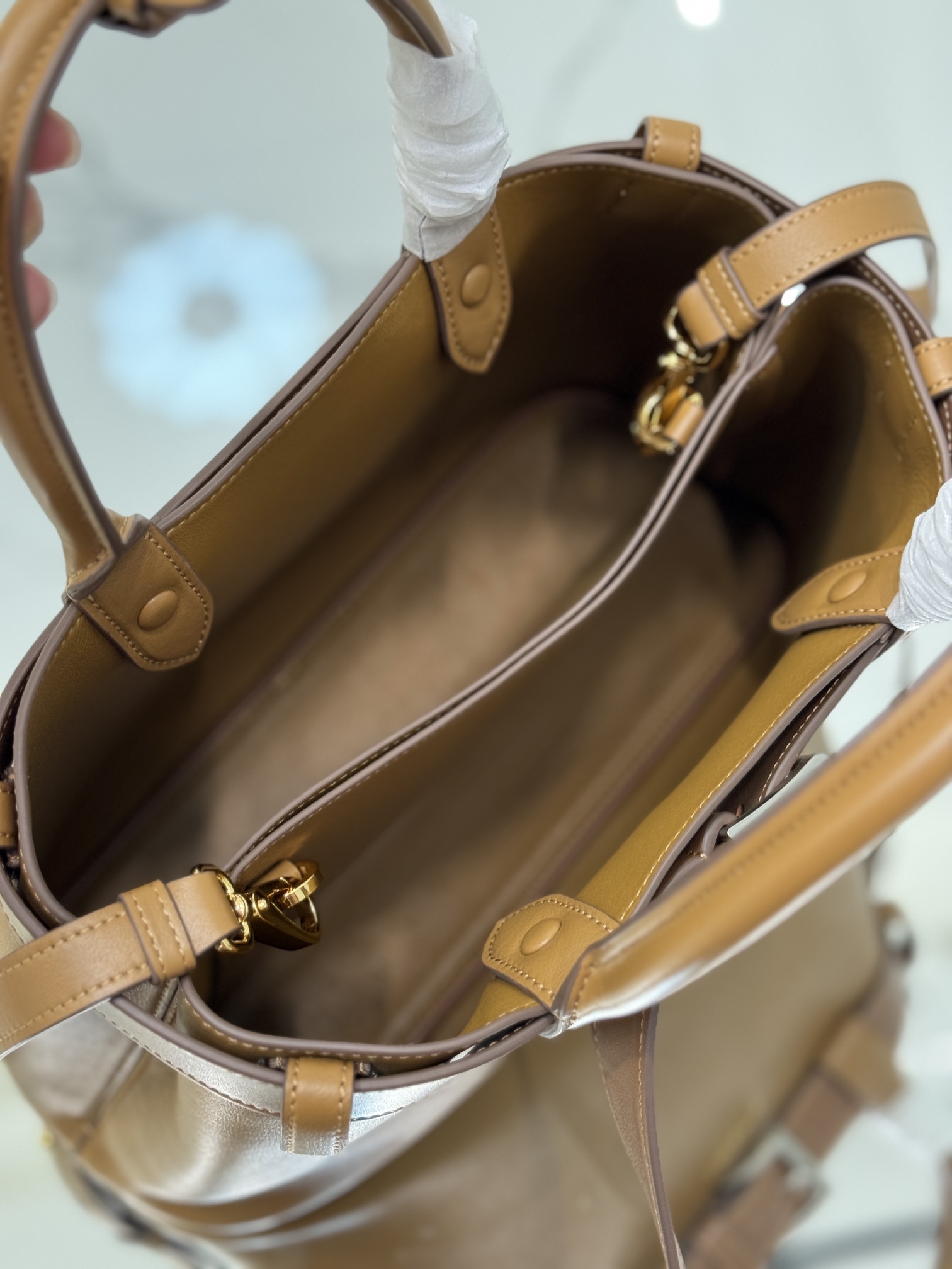 Pra*a double1ba434 bag-32Ｘ23Ｘ11cm