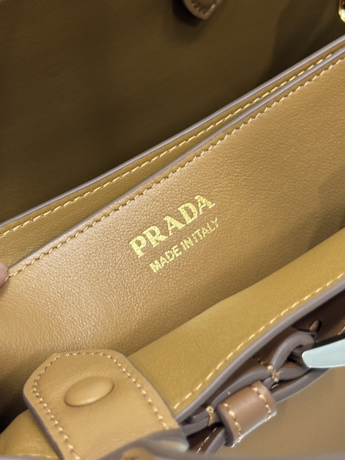 Pra*a double1ba434 bag-32Ｘ23Ｘ11cm