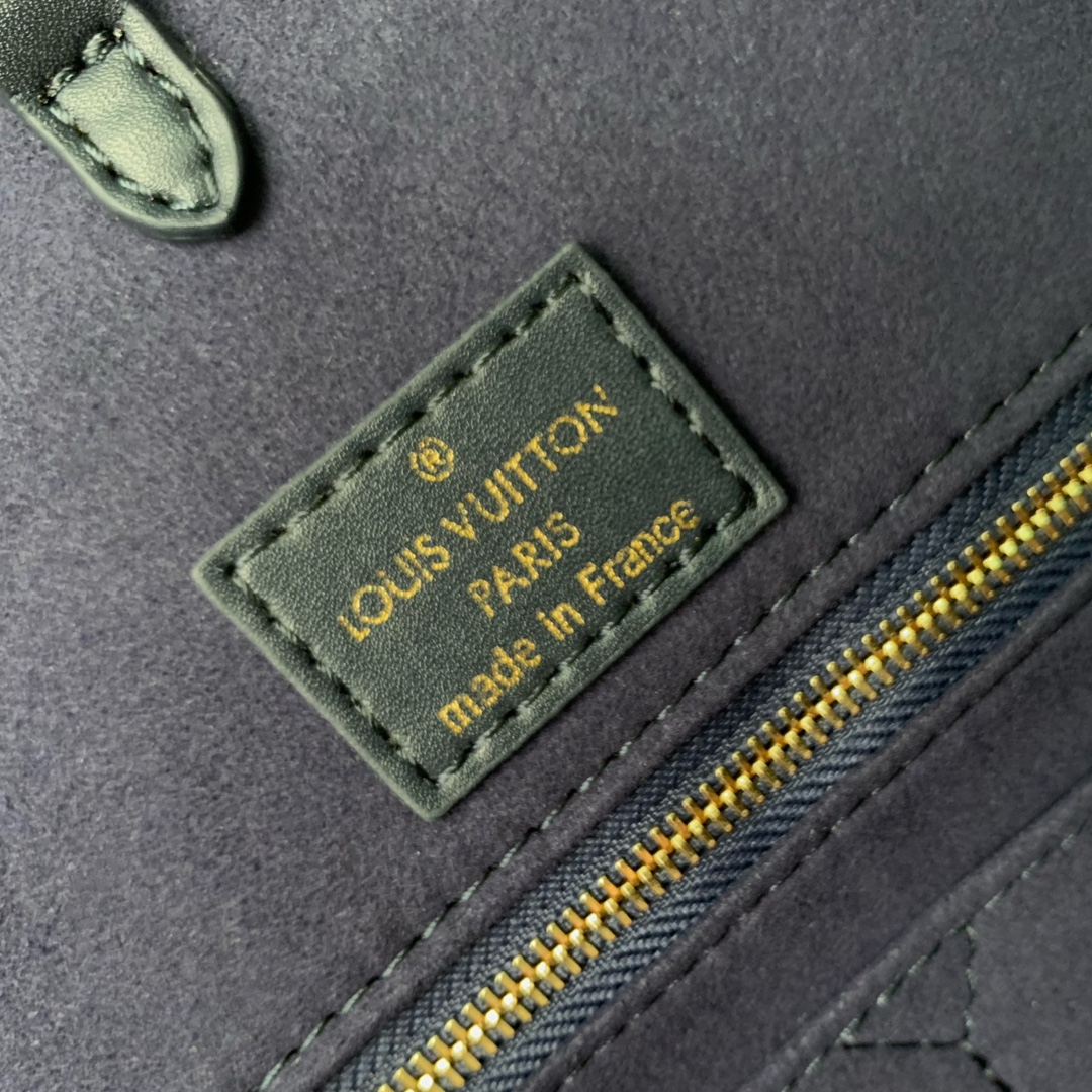 l0*is V*t0n small onthego handbag-35*28*15cm