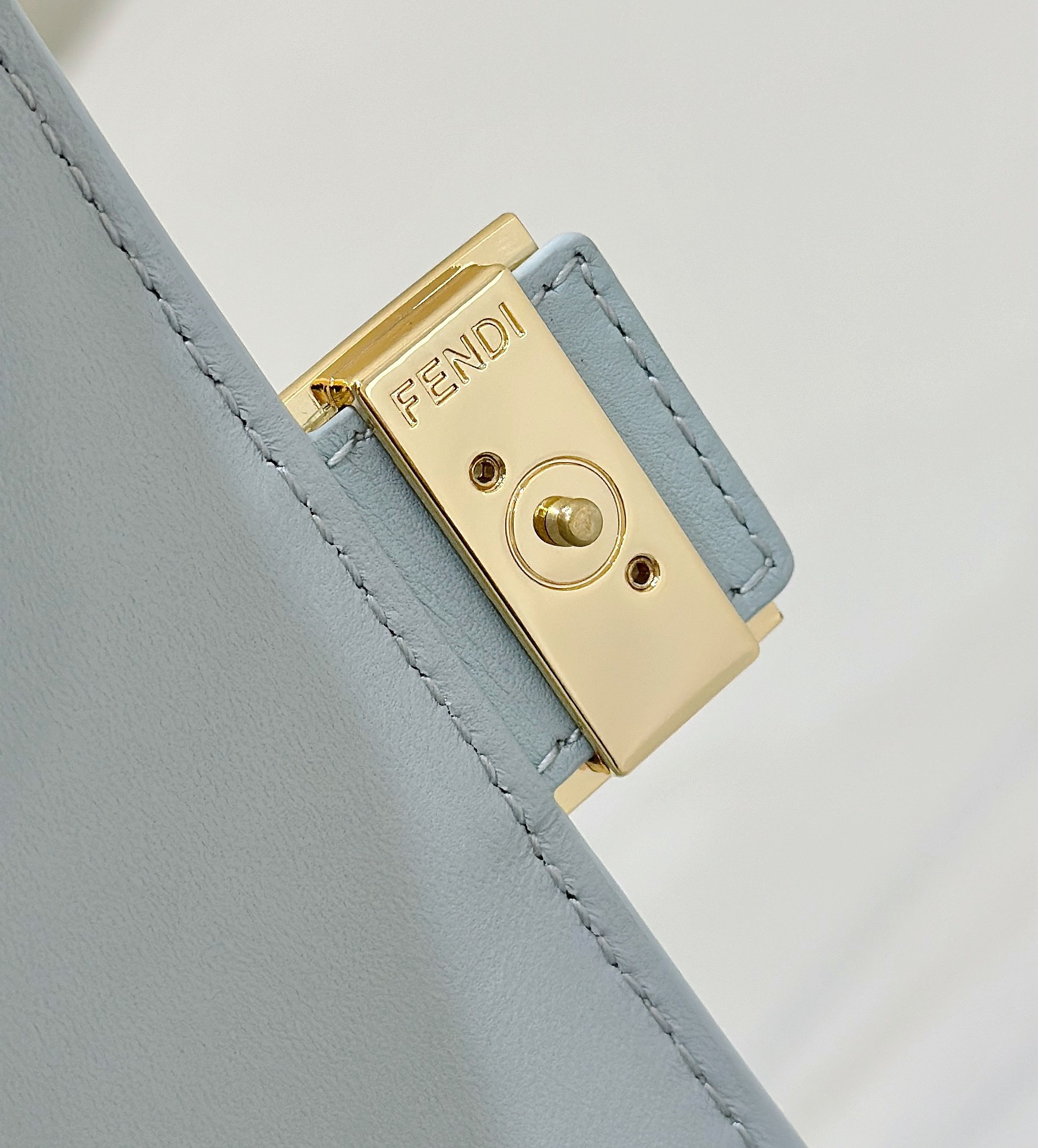 F**di baguette bag-21/5/11.5cm