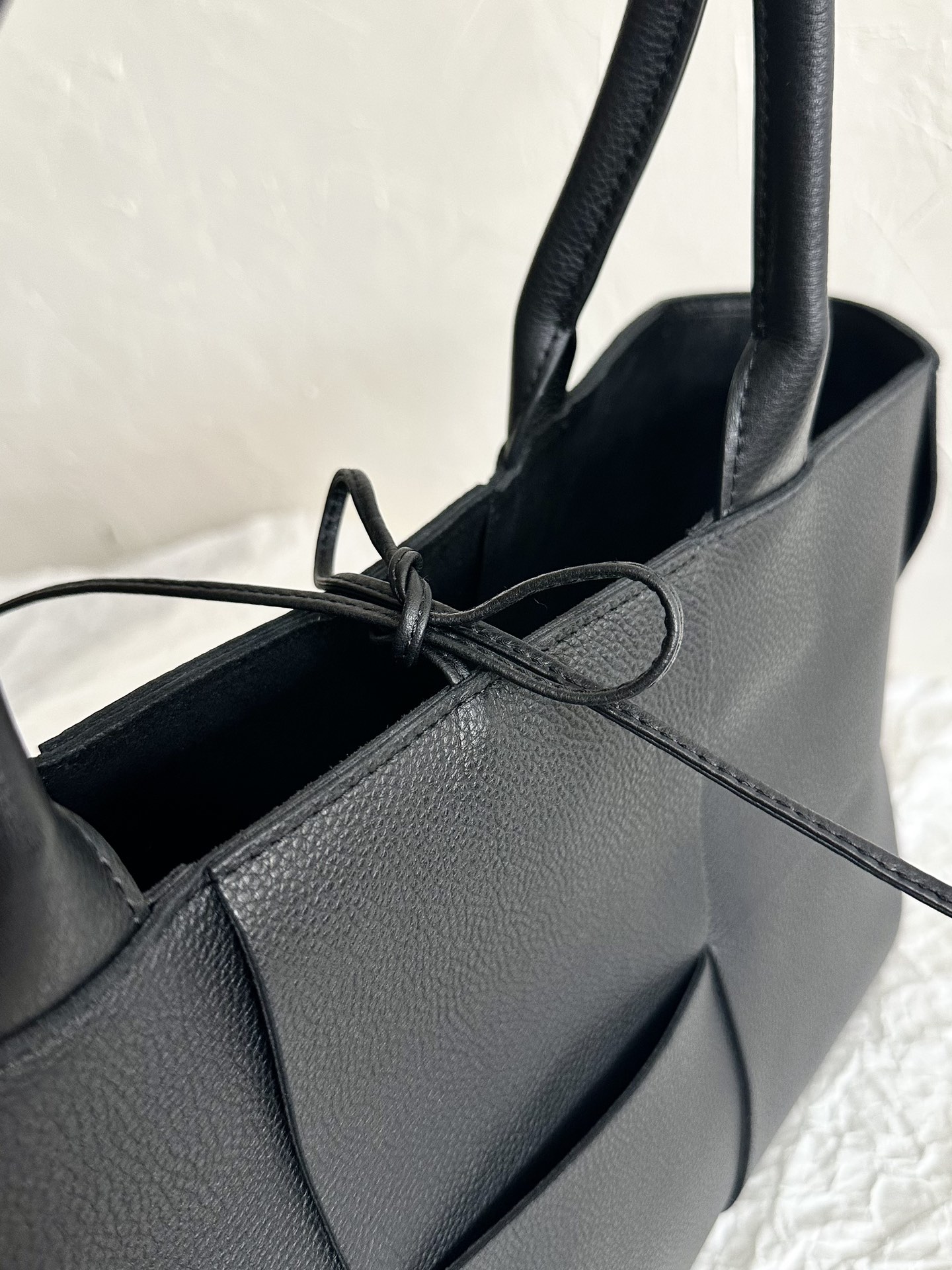 bo*te*ga Ve*ne*ta arco tote-36.5x24x14cm