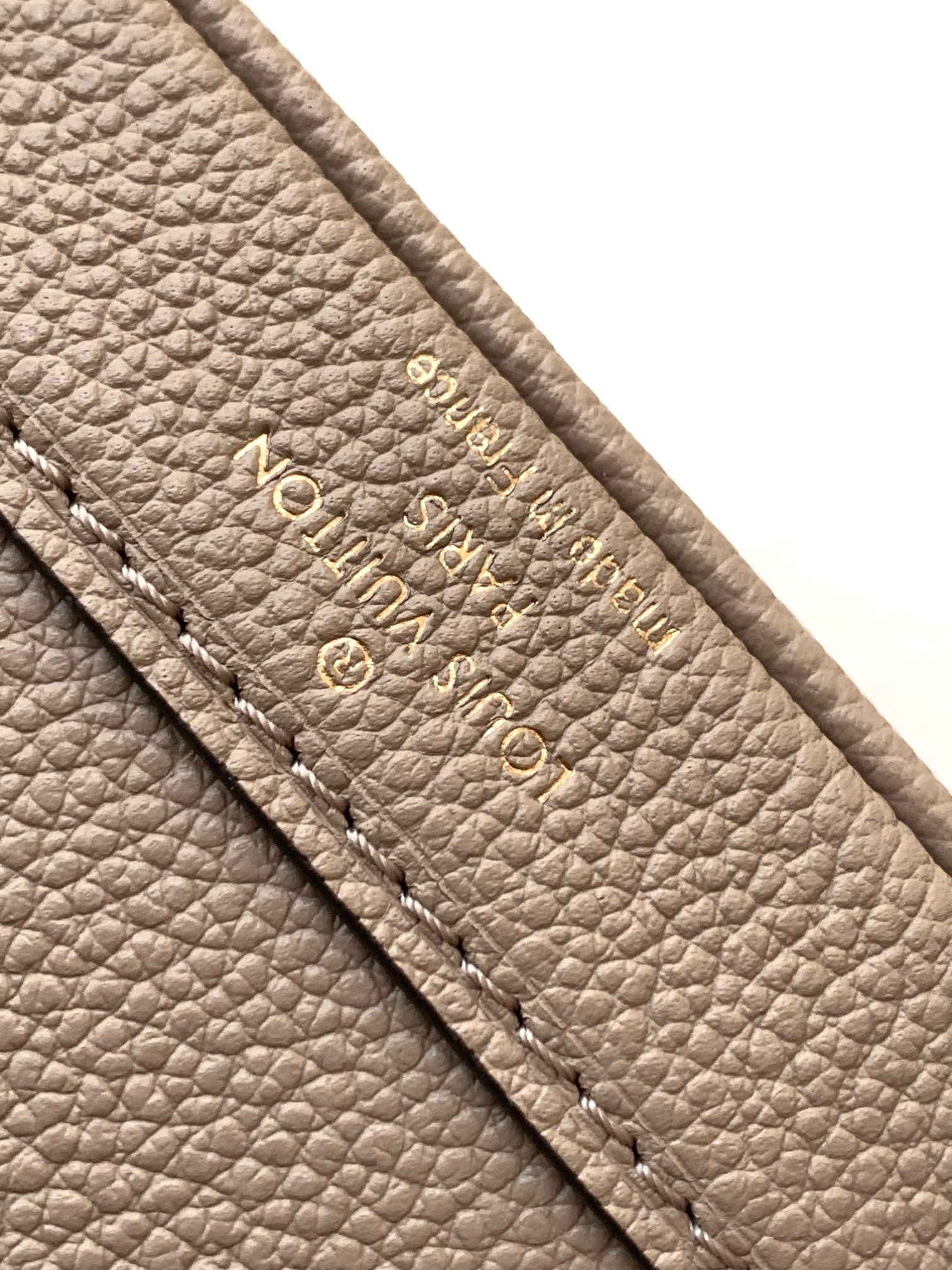 l0*is V*t0n nano noé-13 x 16 x 10cm