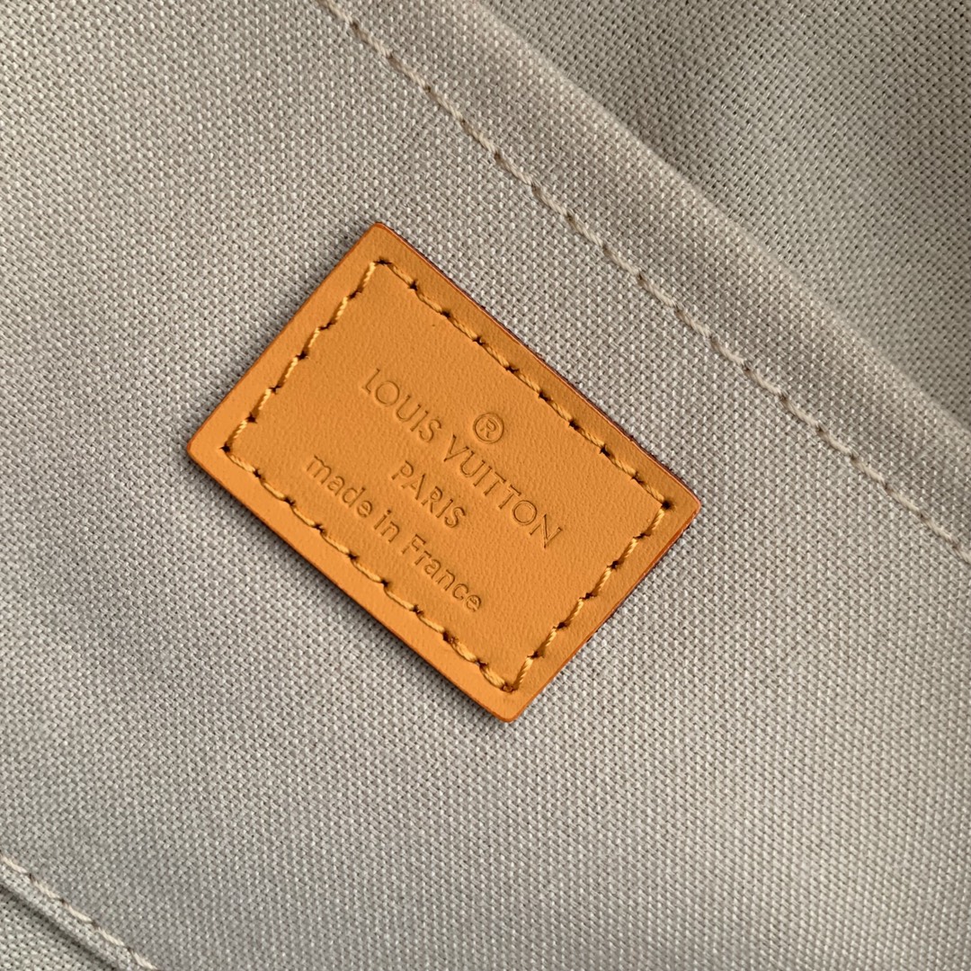 l0*is V*t0n locker dopp kit pouch -23 x 13 x 12cm