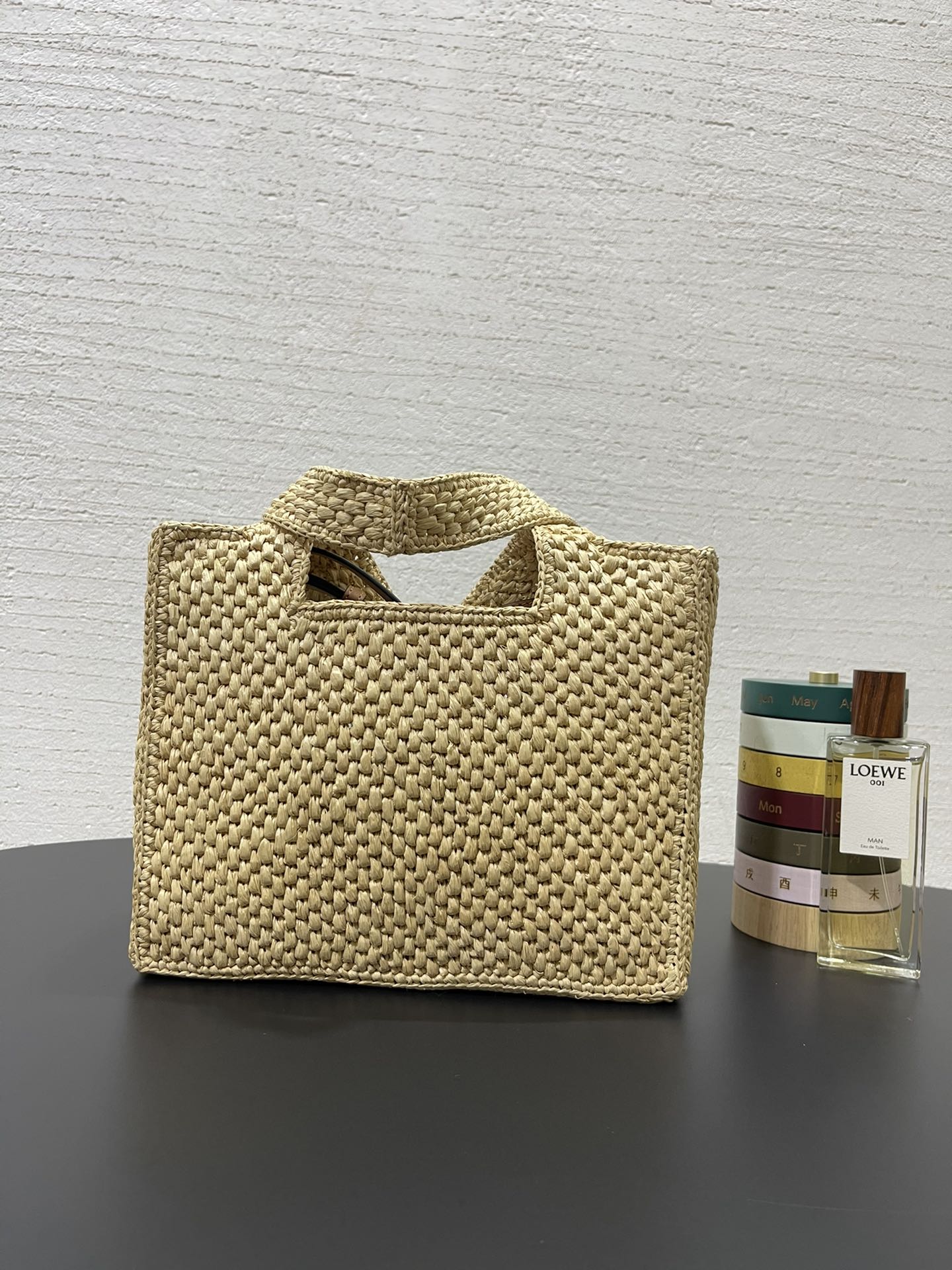 L0ew* raffia font tote bag-24✕11✕19.5cm