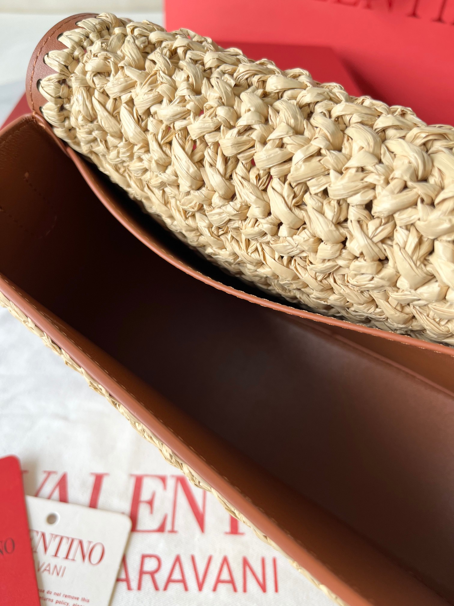 Va1e*ntin0 garavani alltime bags-23.5*18*8cm