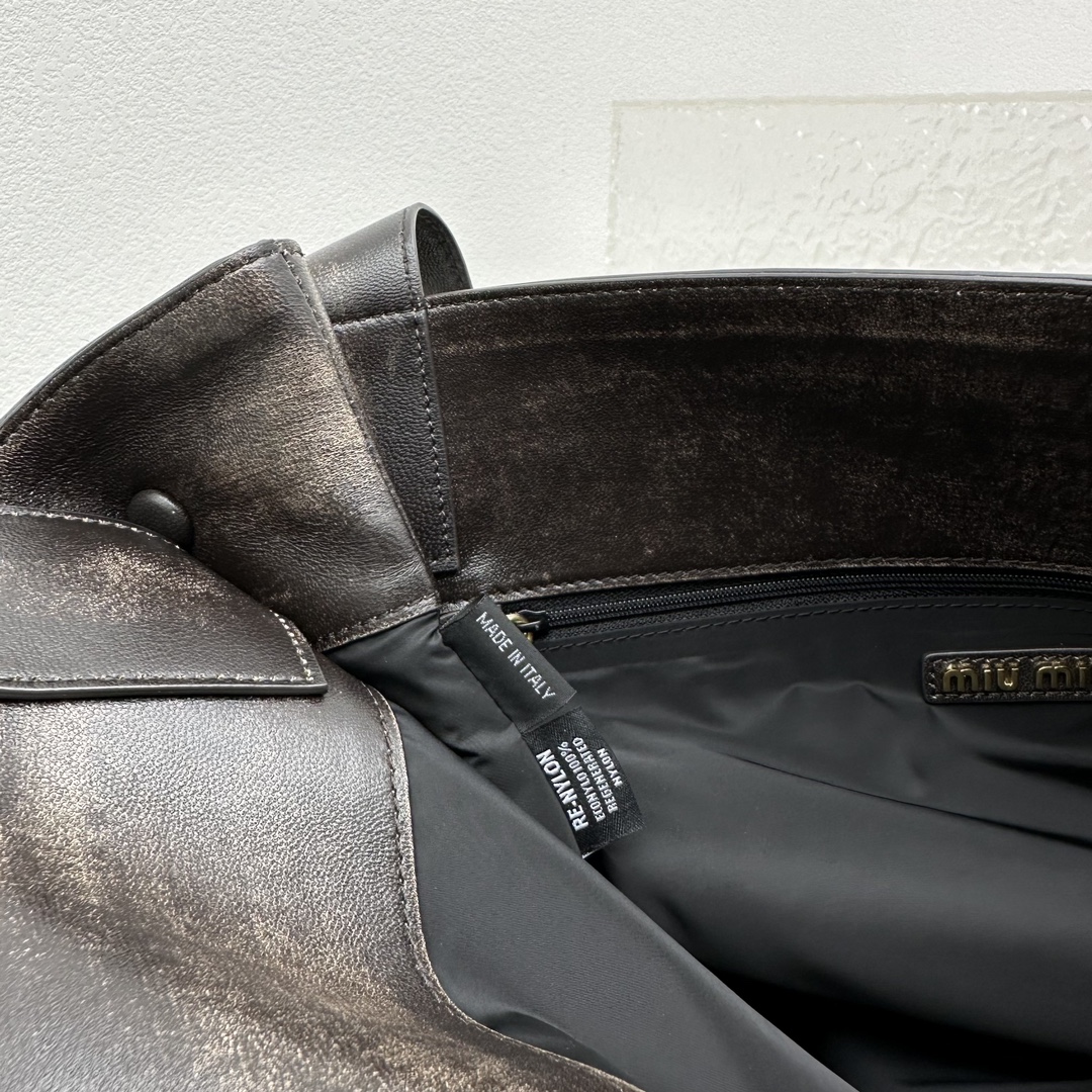 M*um*u 2024ss hobo tote-38.5*11*39cm