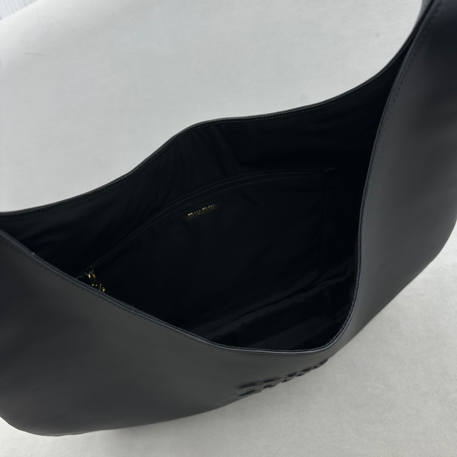 M*um*u 2024ss hobo tote-42.5*30cm