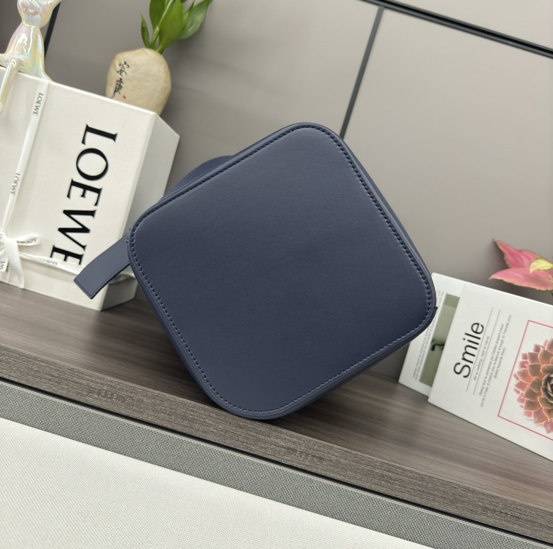 L0ew* pebble bucket bag-24.5*23.5*28cm