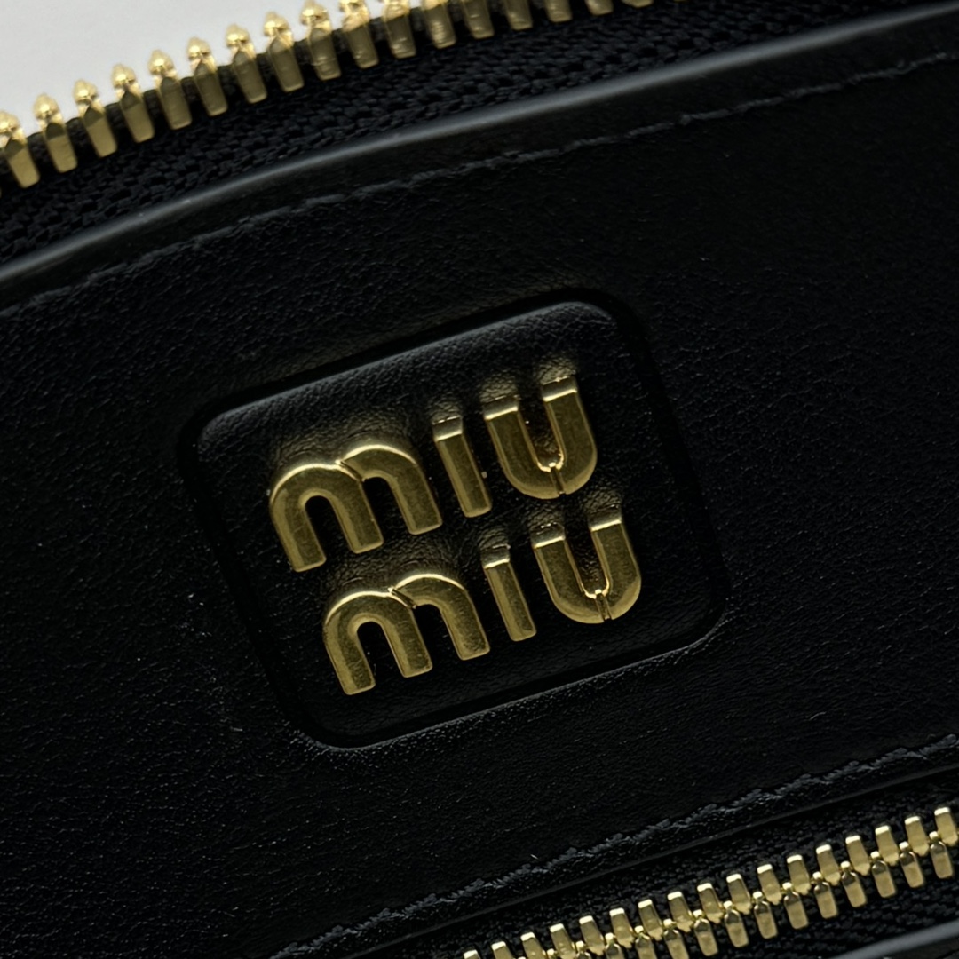 M*um*u casual style plain leather elegant style bridal logo-33*13*21cm