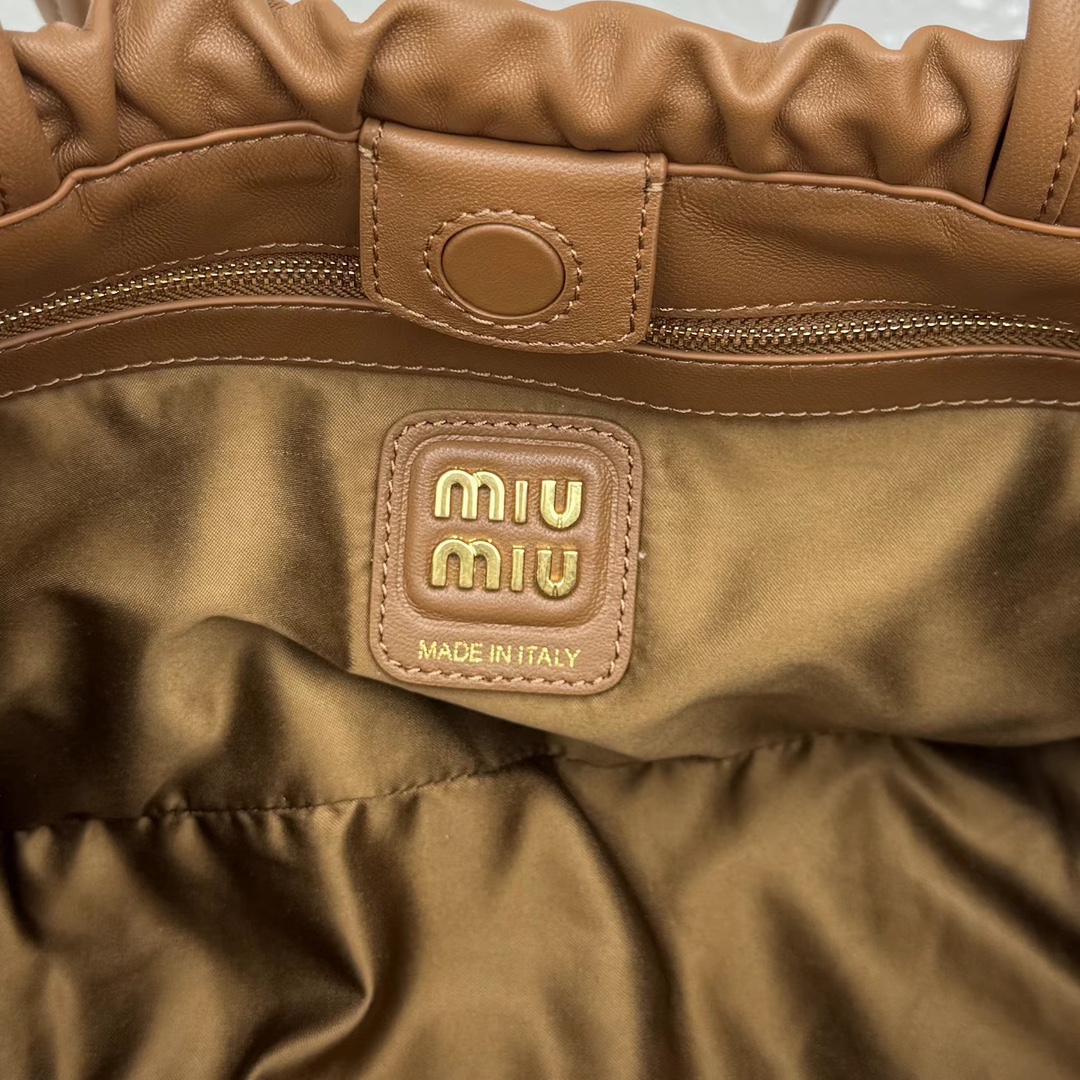 M*um*u leather hobo bag-35*18*9cm