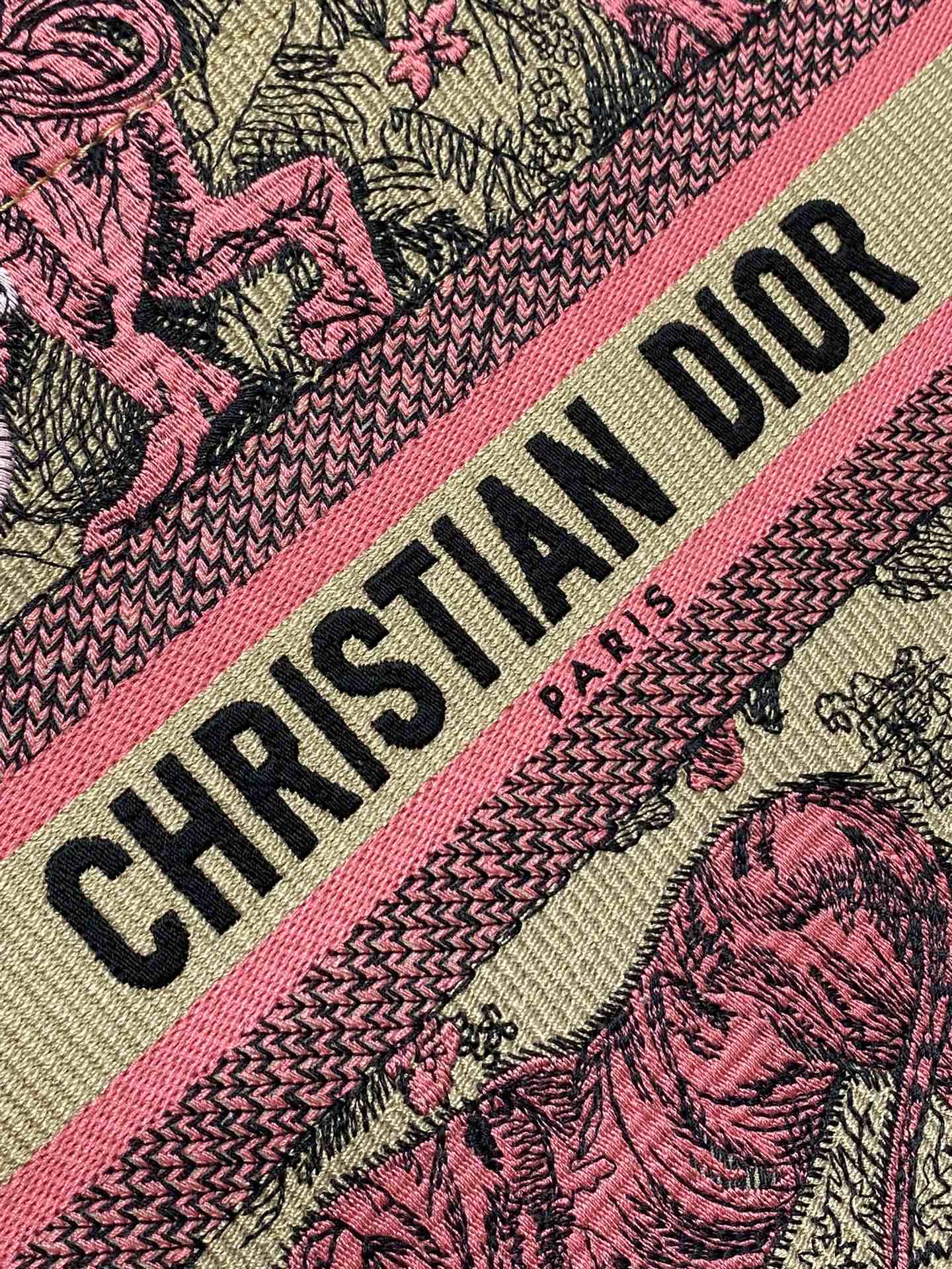 D*or small book tote-26*8*22cm