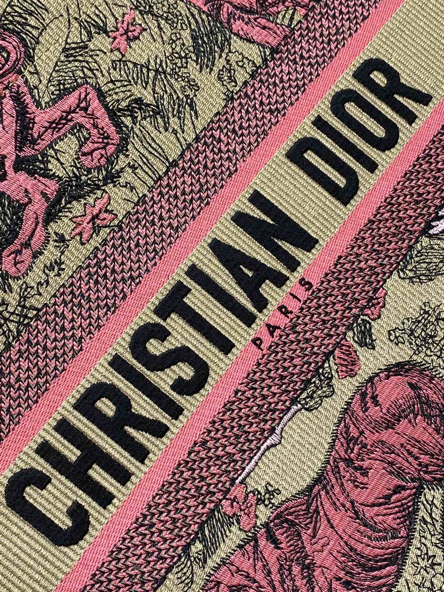 D*or small book tote-36.5cm