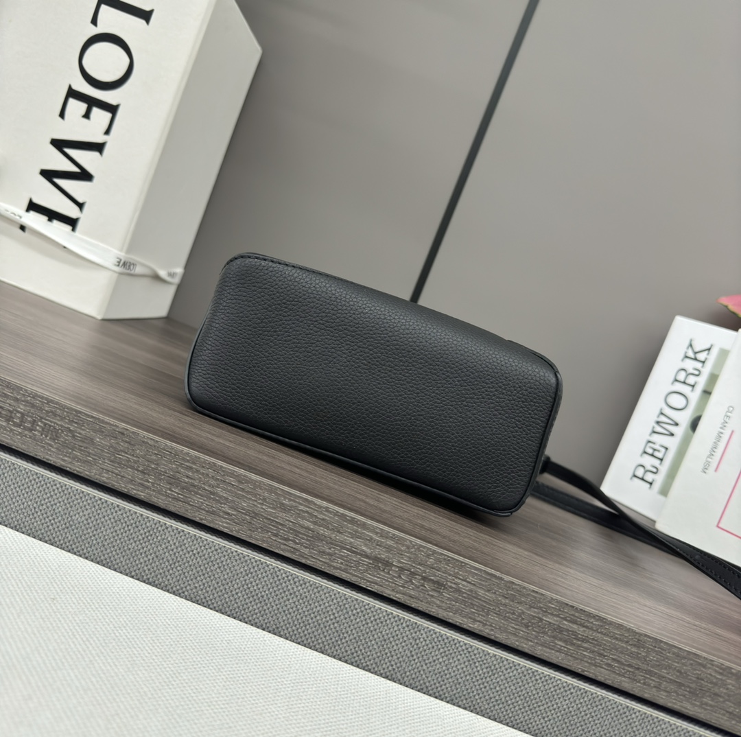 L0ew* puzzle edge bag-18*12.5*8cM