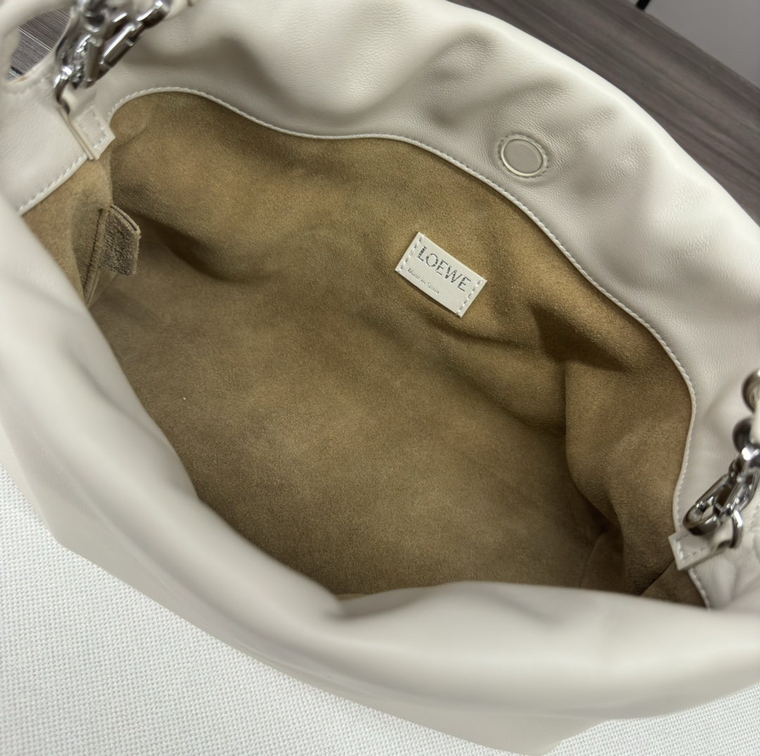 L0ew* flamenco purse-30*10.5*20cm