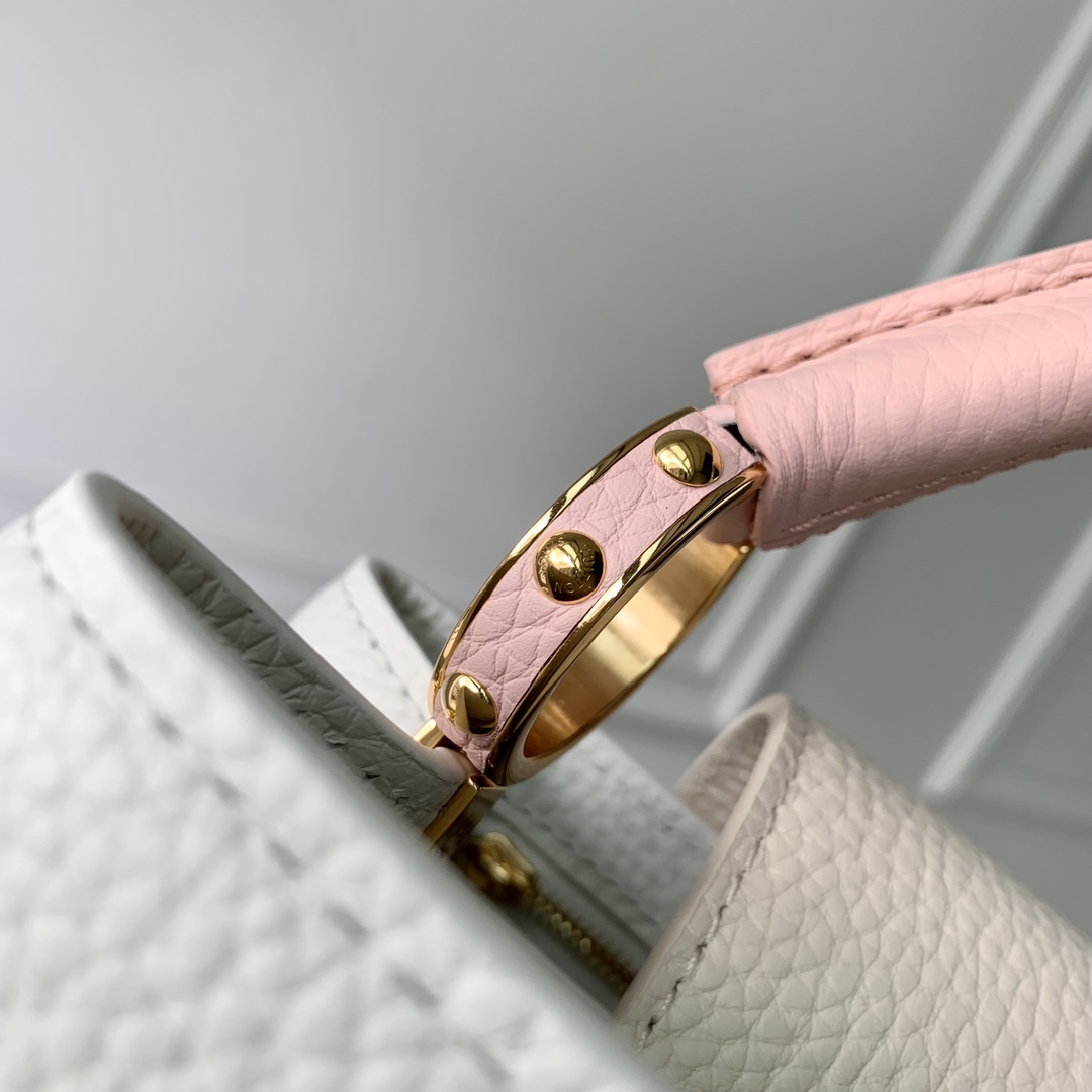 l0*is V*t0n capucines handlebag