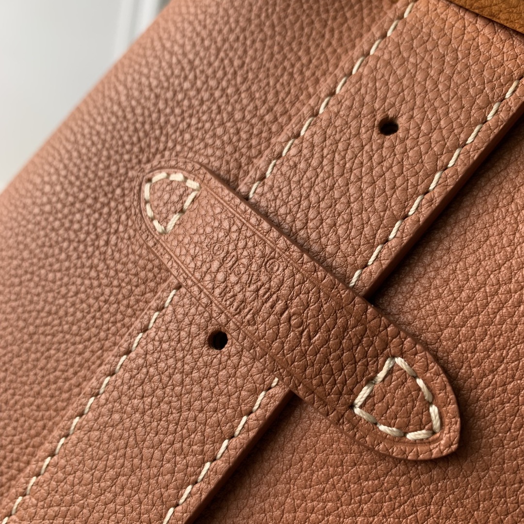 l0*is V*t0n low key hobo-m25352-24 x 28 x 16cm