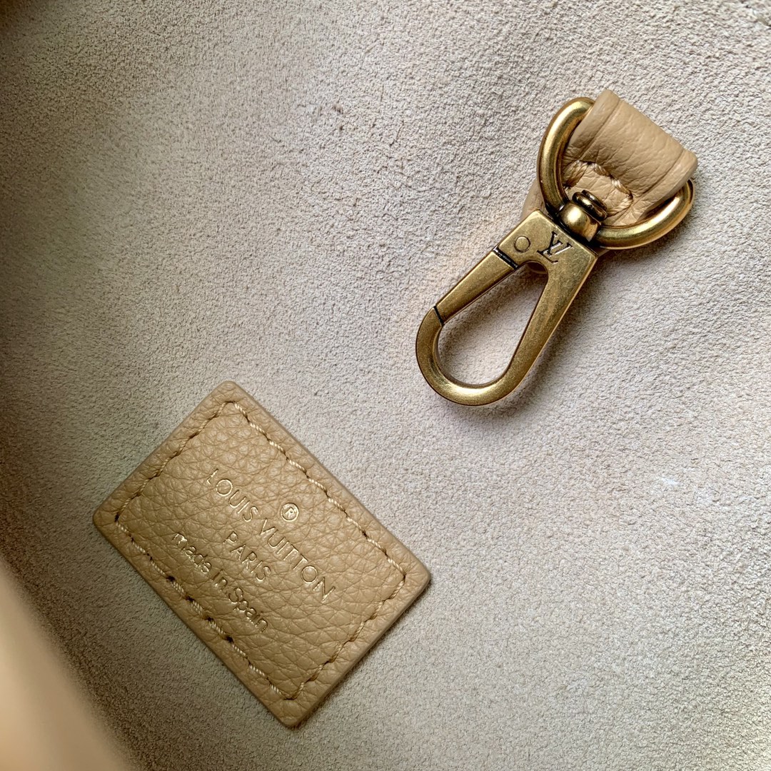 l0*is V*t0n low key hobo-m25352-24 x 28 x 16cm