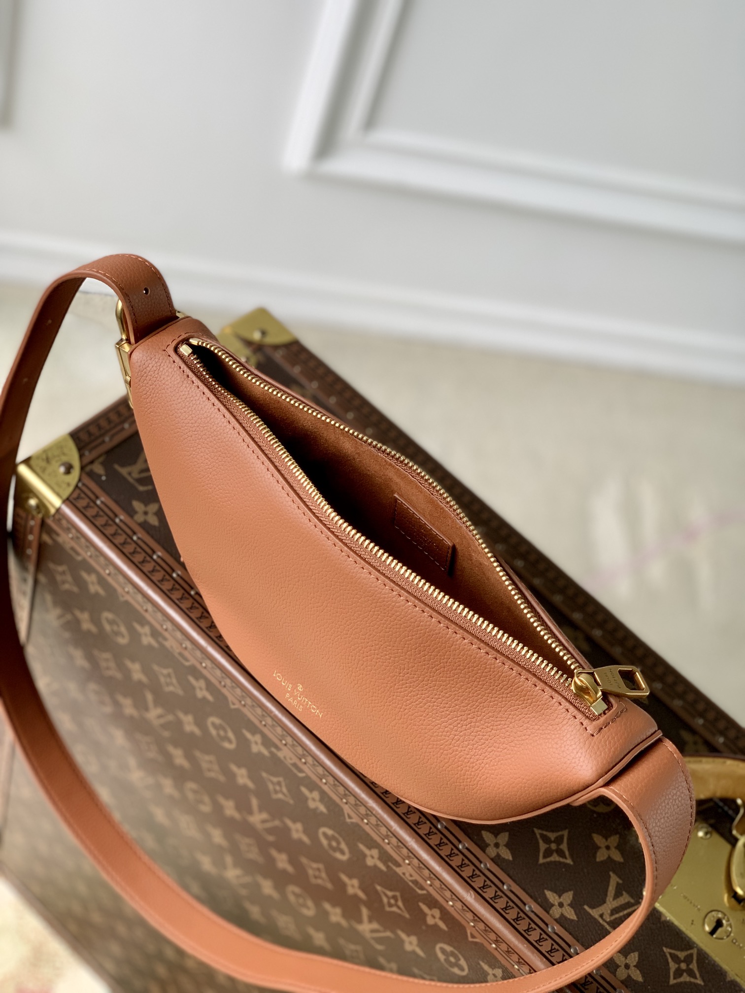 l0*is V*t0n low key bumbag-28*13*5.5cm