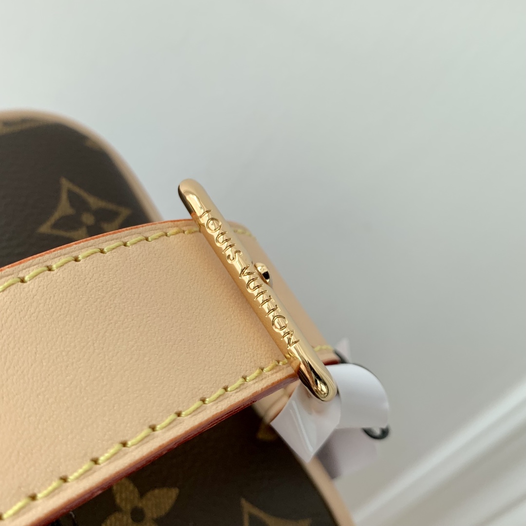 l0*is V*t0n locker dopp kit pouch -23 x 13 x 12cm