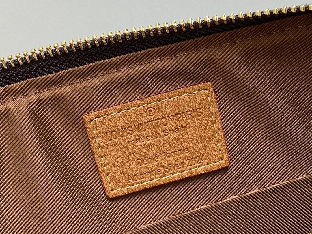 l0*is V*t0npochette accessoire xl m11623-28*16.5*9cm