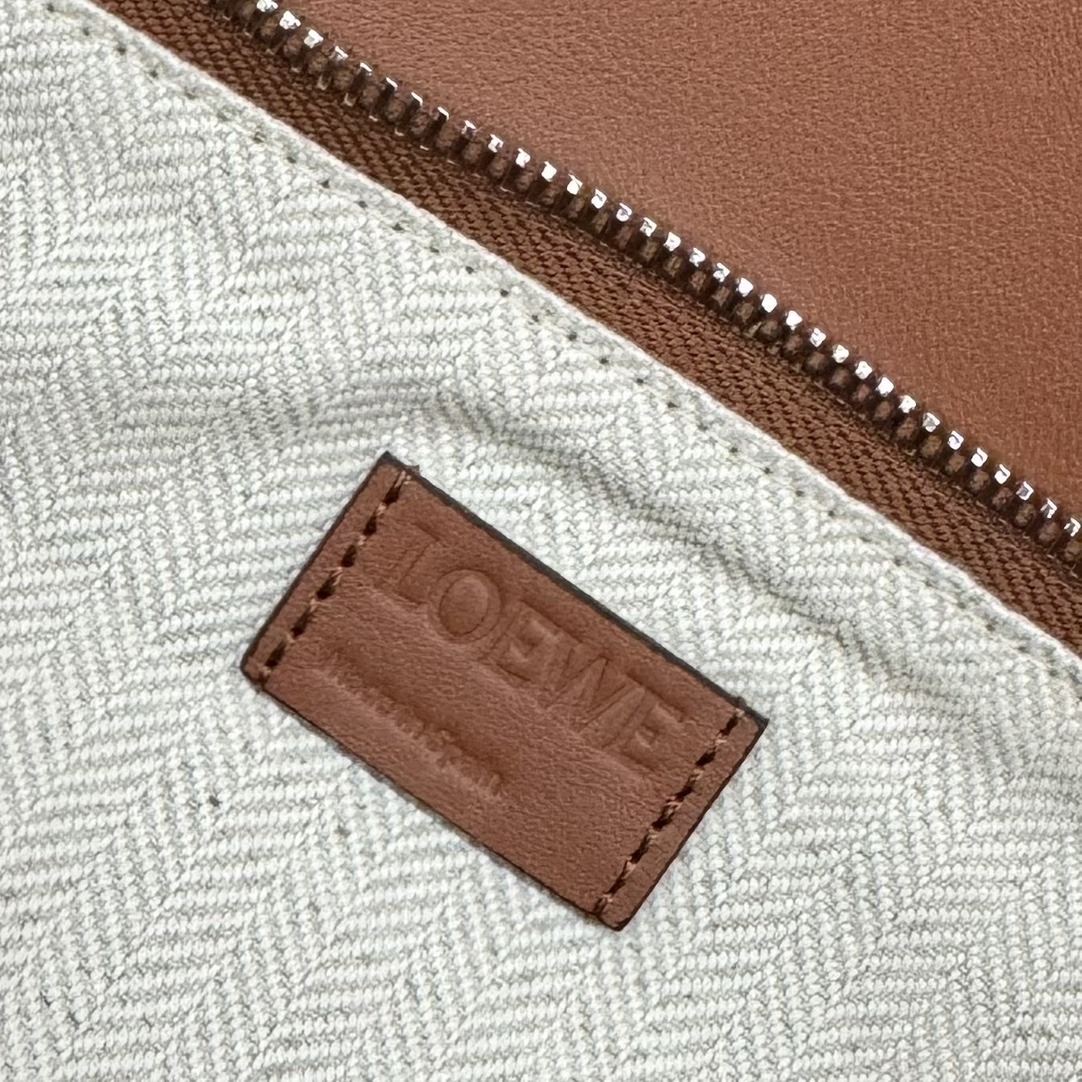 L0ew* puzzle bag-33*14.7*21.5cm