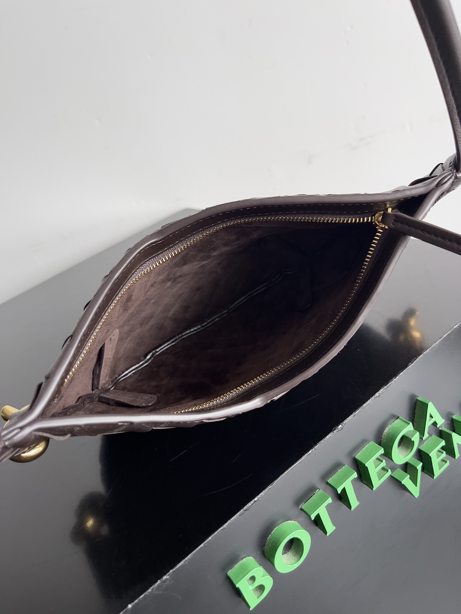 bo*te*ga Ve*ne*ta mini solstce bag-28*18*5cm