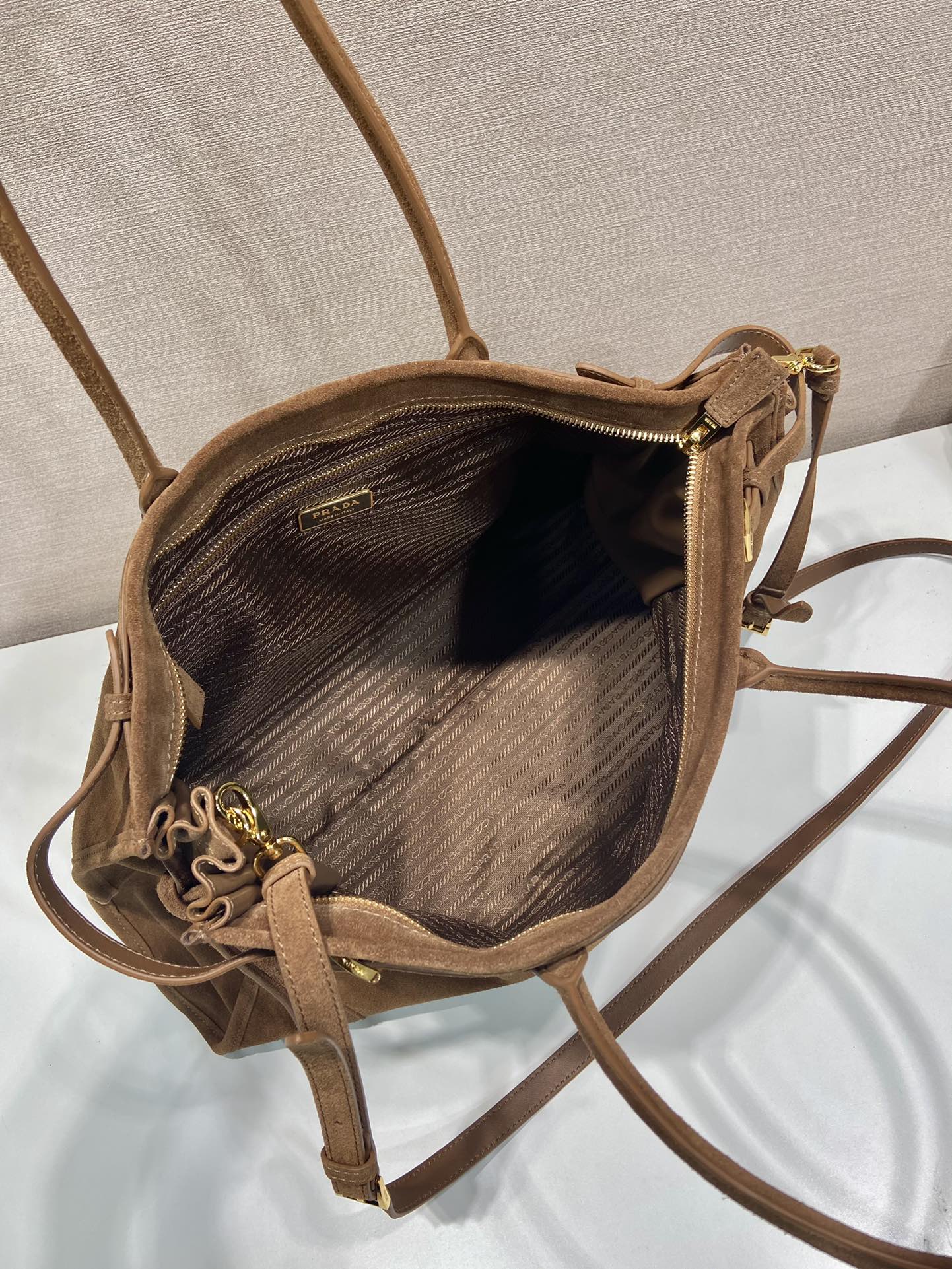 Pra*a 1ba439 soft lux bag-42x30x12cm