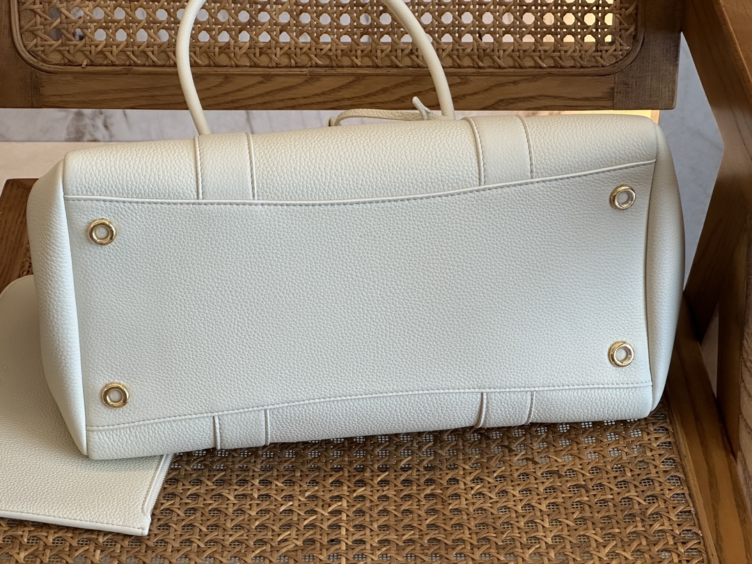 L**o p*ana loom bag l32-33 x 23 x 18cm