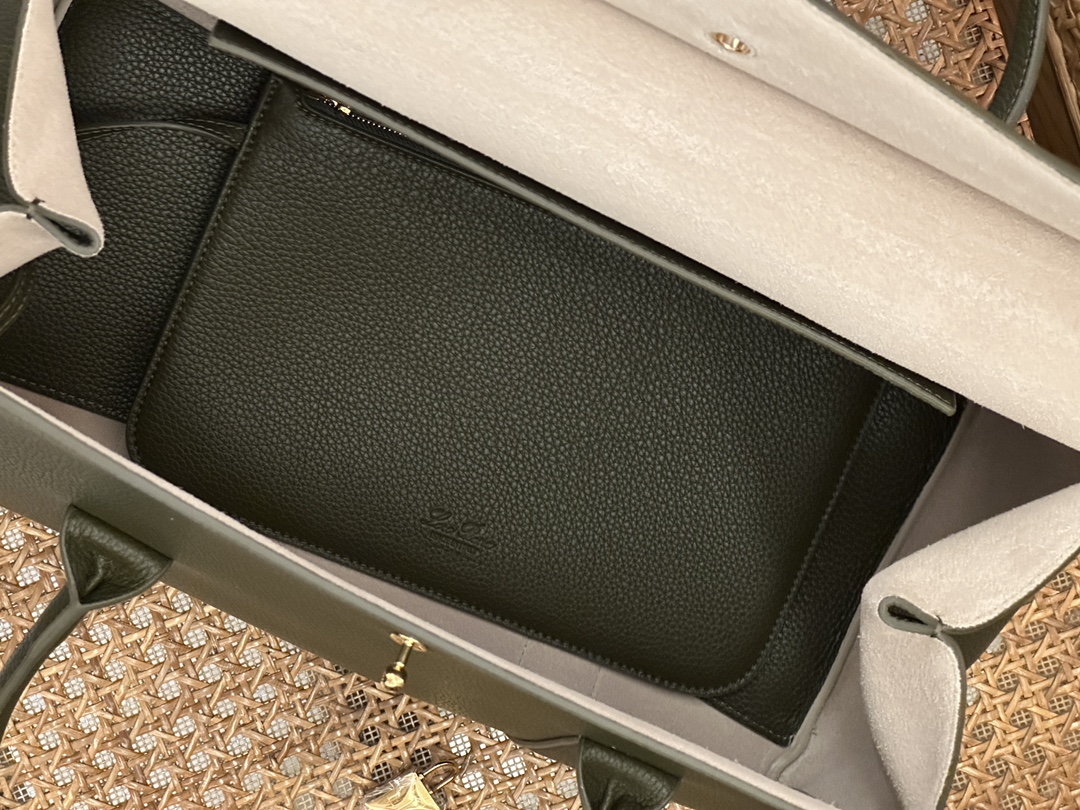 L**o p*ana loom bag l32-33 x 23 x 18cm