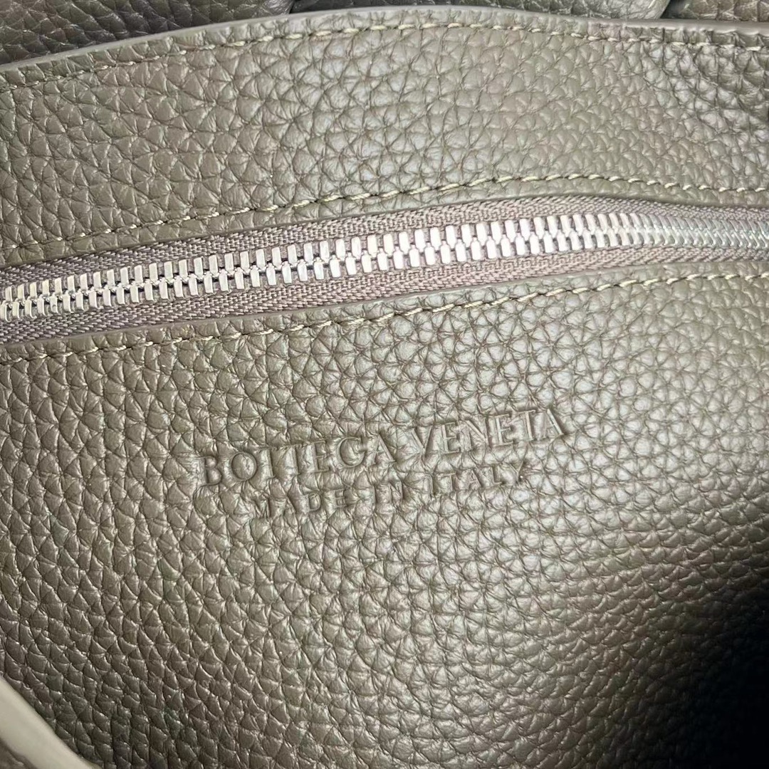 bo*te*ga Ve*ne*ta diago crossbody bag-22.5x16.5x5.5cm