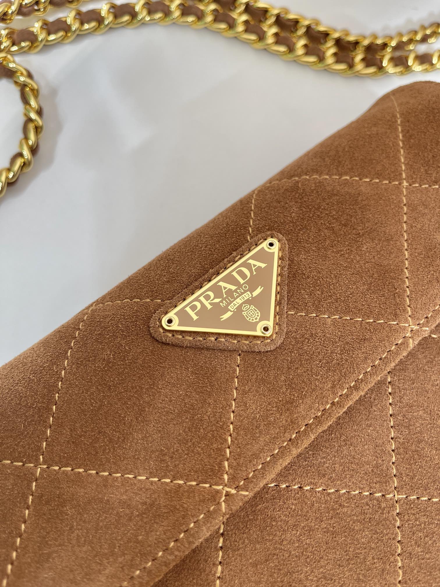 Pra*a 1bd600 vintage bag-22*18*6cm