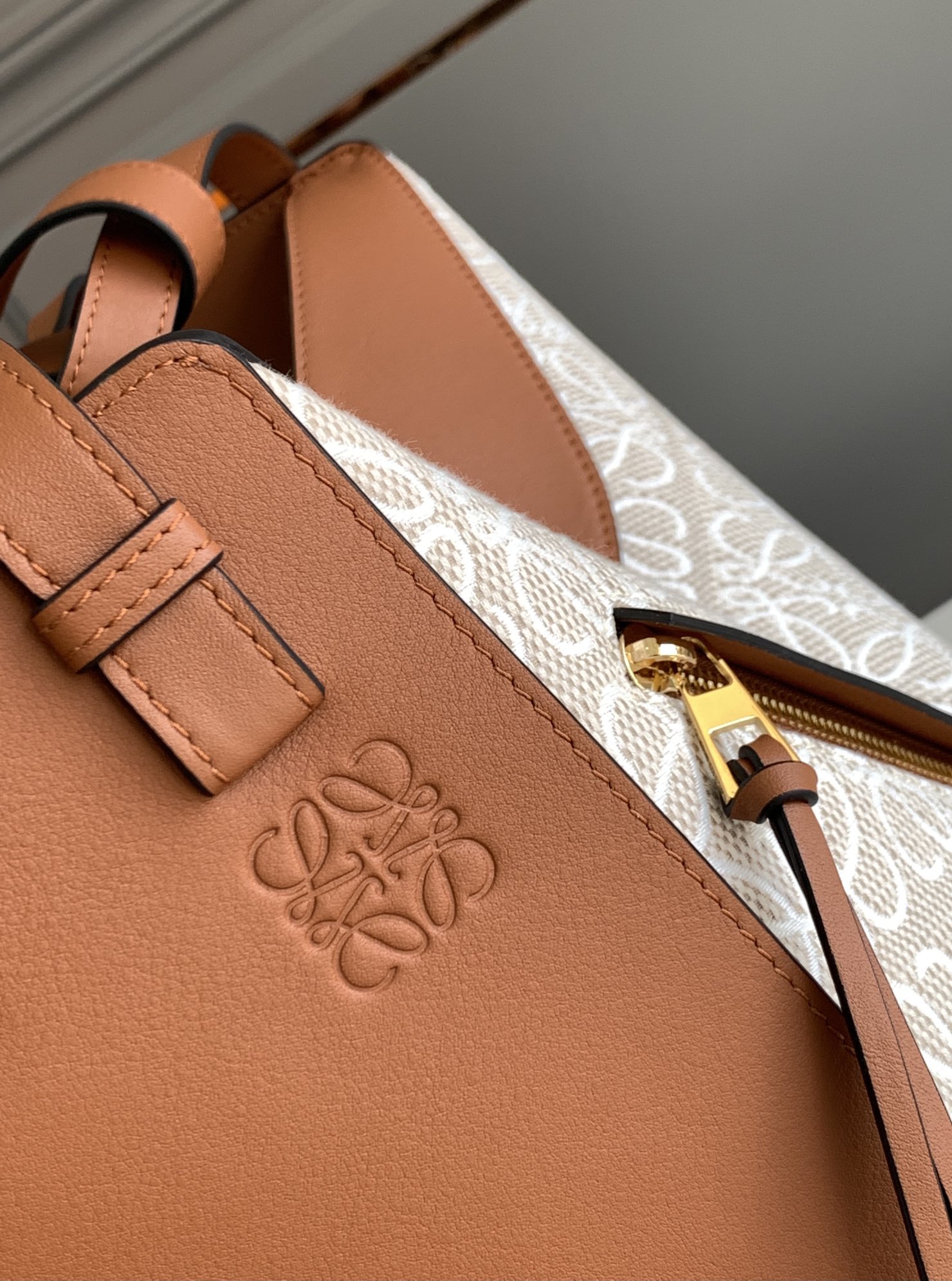 L0ew* hammock bag-29*14*26cm