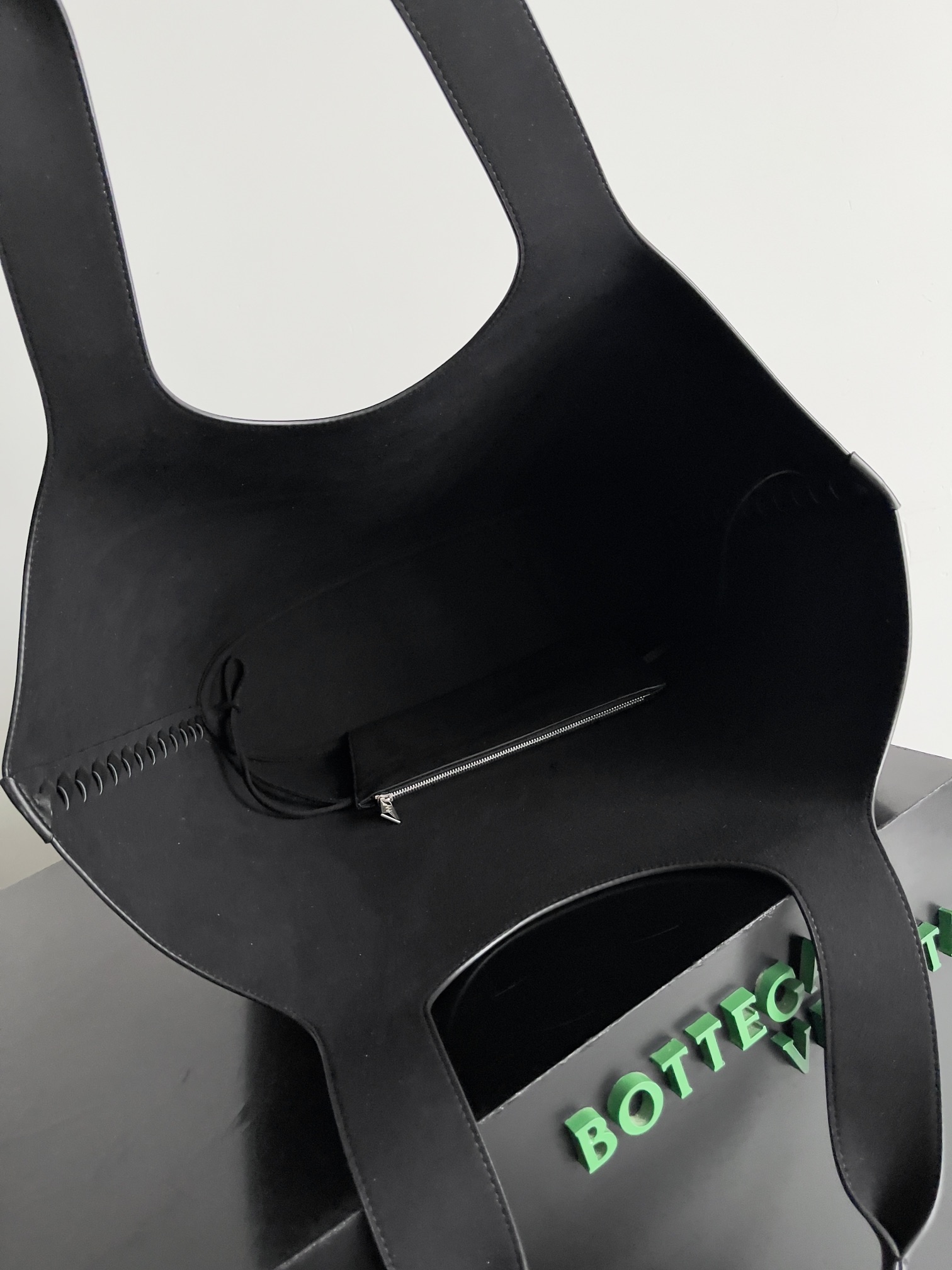 bo*te*ga Ve*ne*ta tote-32.5*16.5*1cm