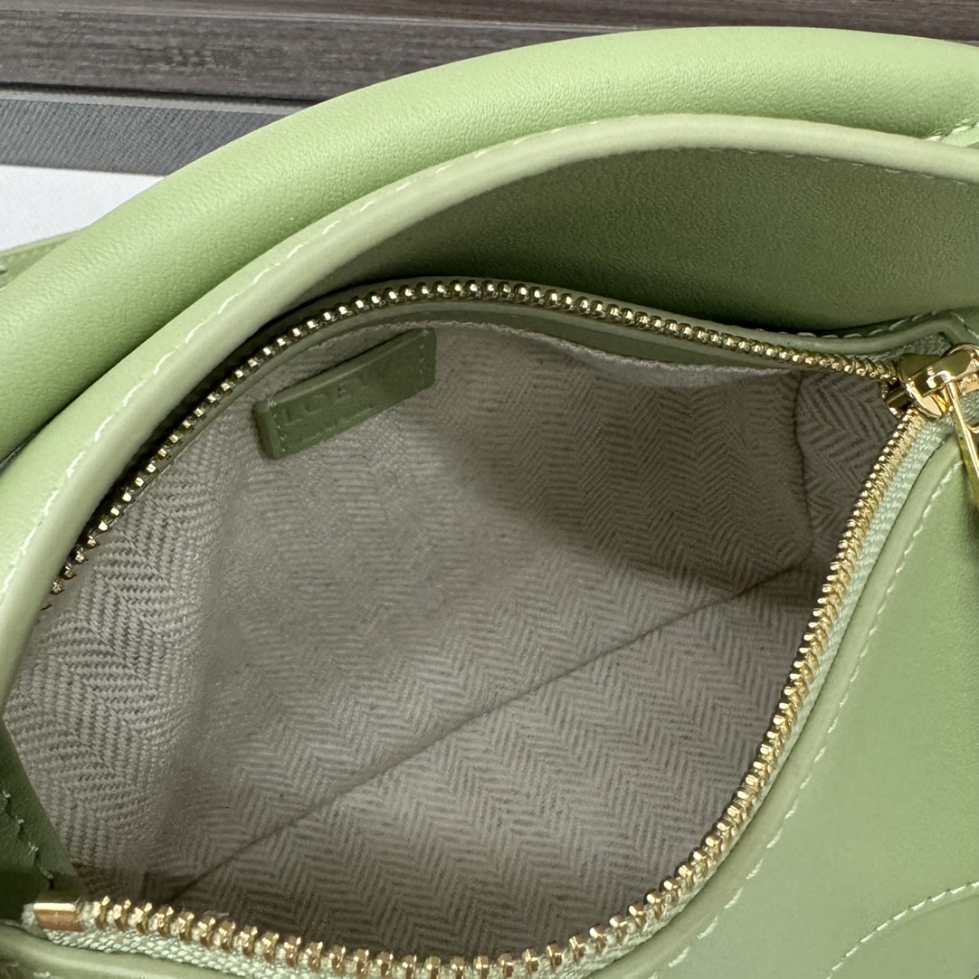 L0ew* puzzle edge bag-18*12.5*8cM