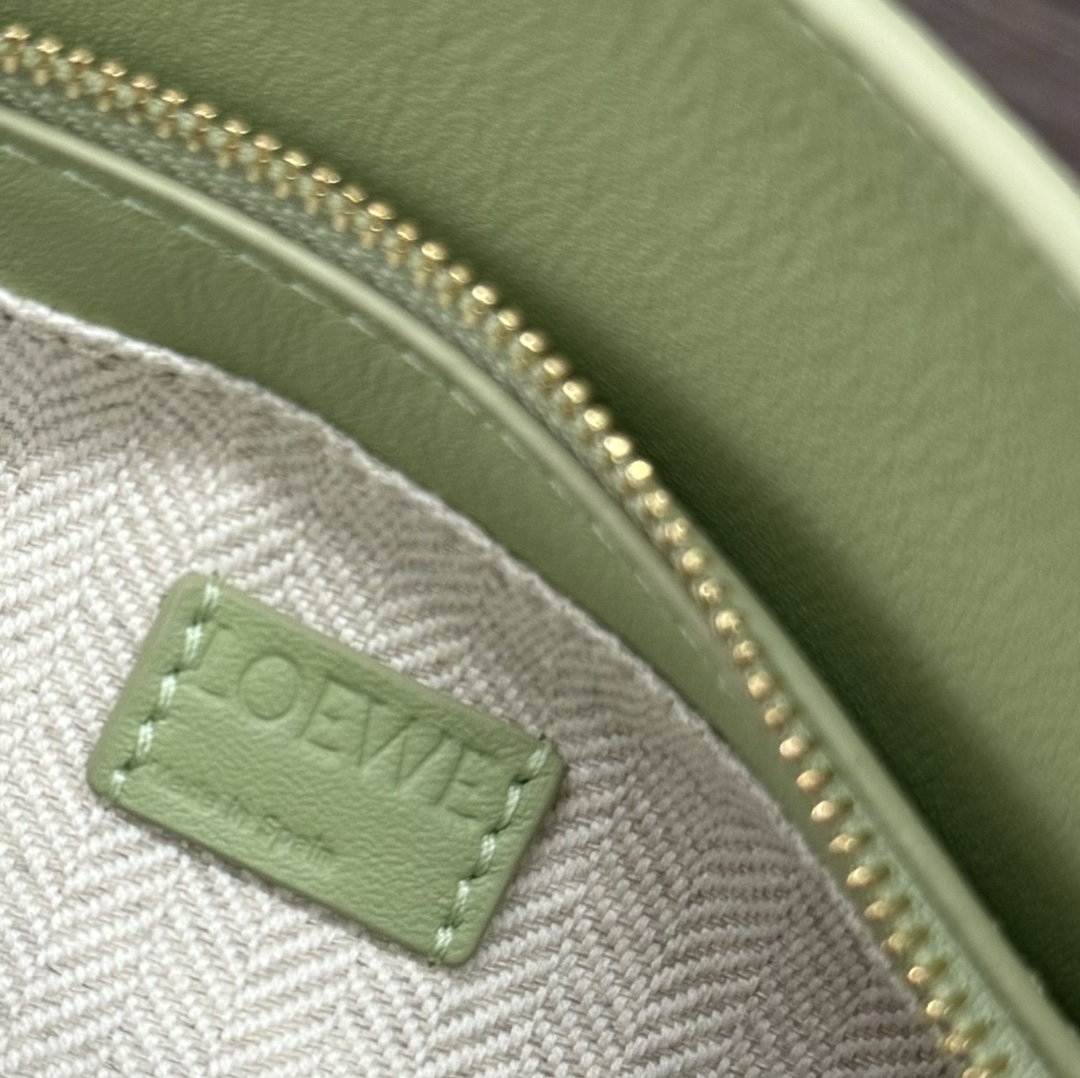 L0ew* puzzle edge bag-18*12.5*8cM