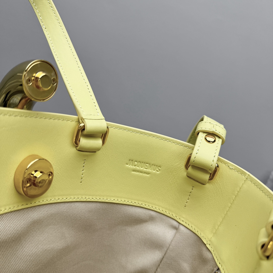 Ja*qvemvs le petit bambo bag-10*10*20cm