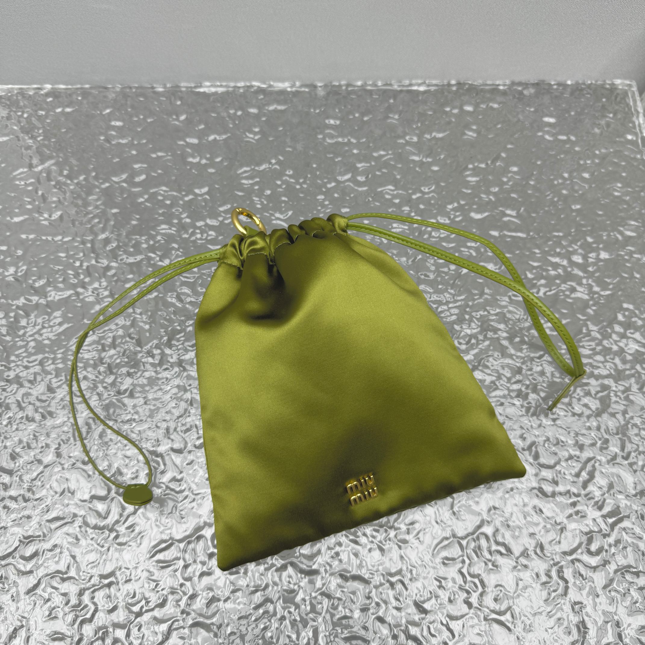 M*um*u joie pouch-18*20cm