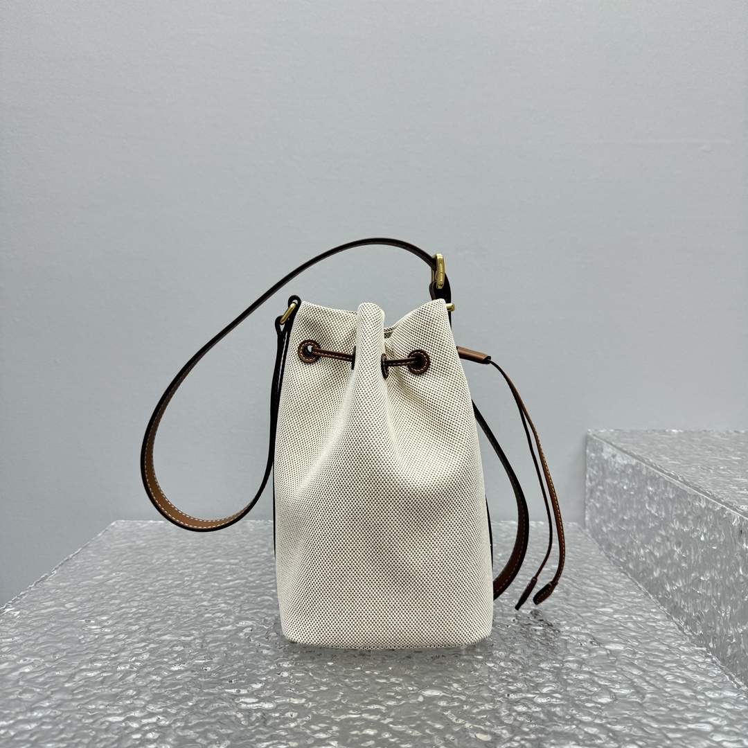 M*um*u bucket-16*14*23cm