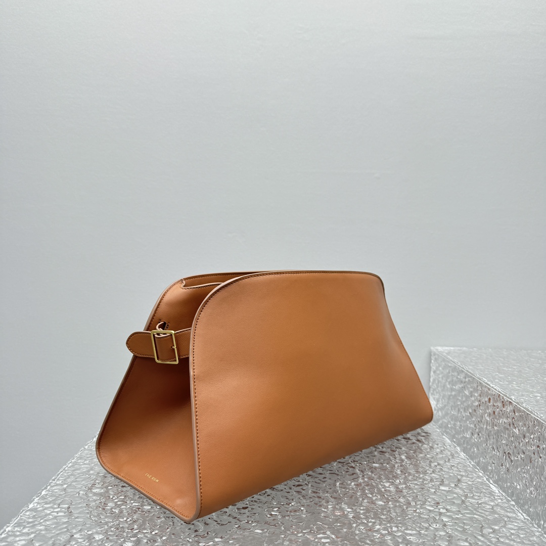 T*e R0w margaux eq clutch-43*20*24cm