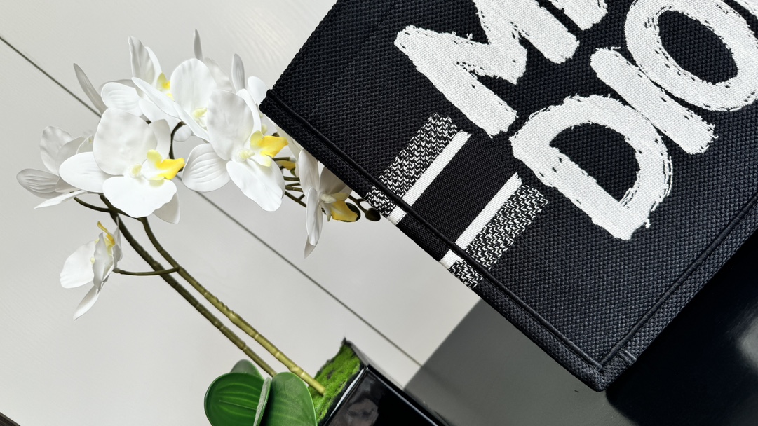 Diro Book Tote-36×16×27CM