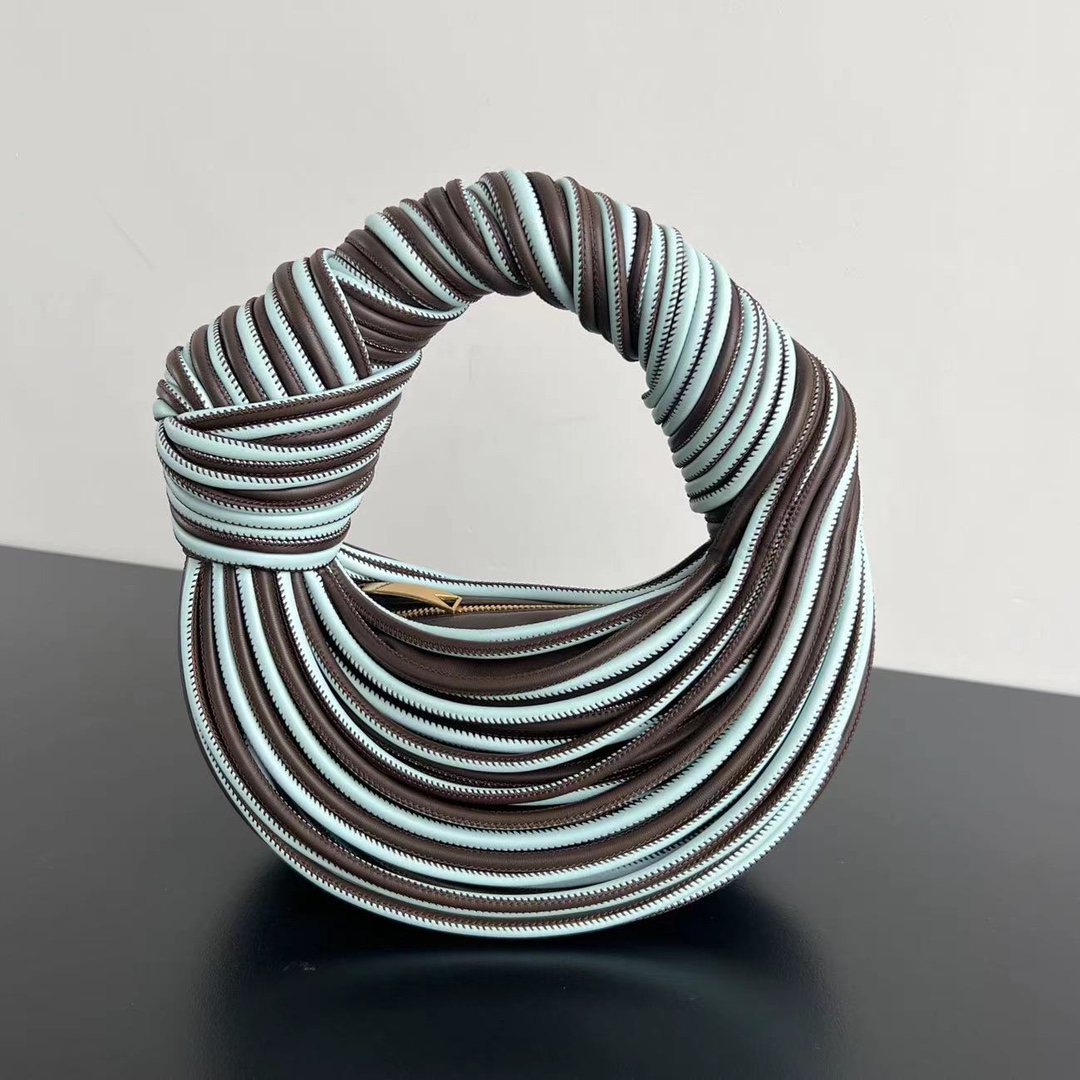 B0tt*ga Jodie-28x23x8CM