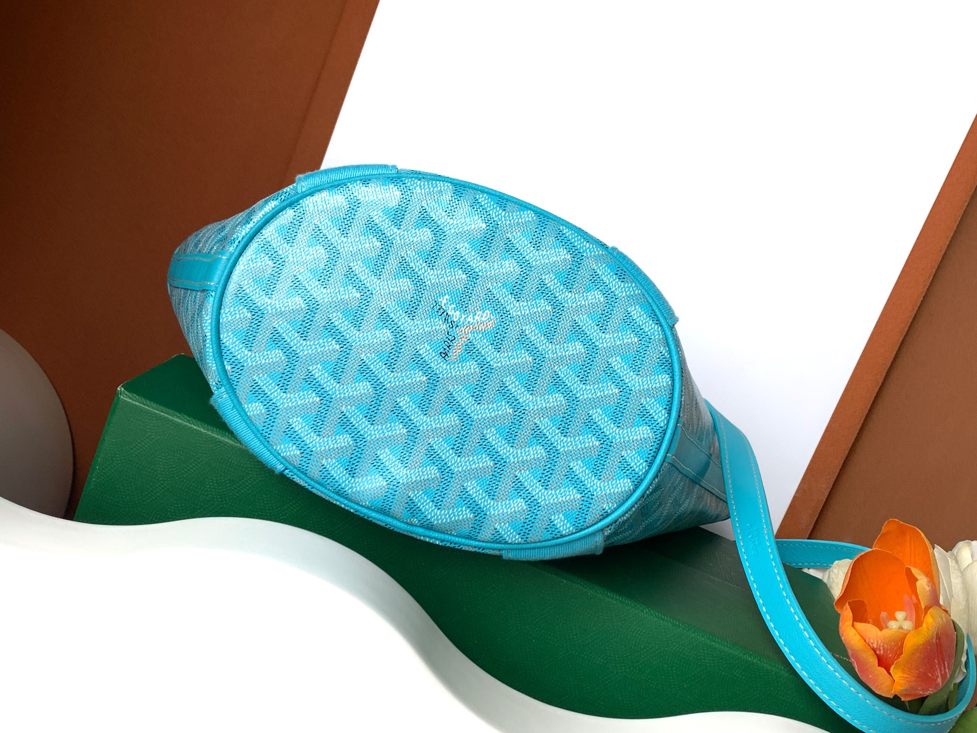 G09ard Belharra Turquoise-24*14*18CM